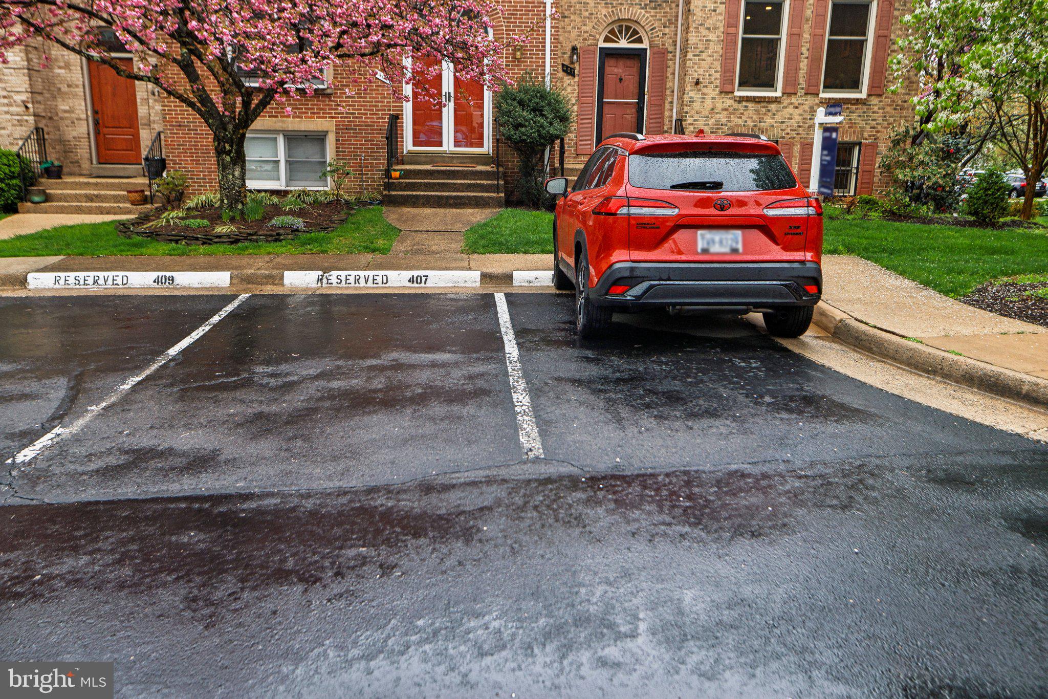 COUNCIL SQUARE - Residential