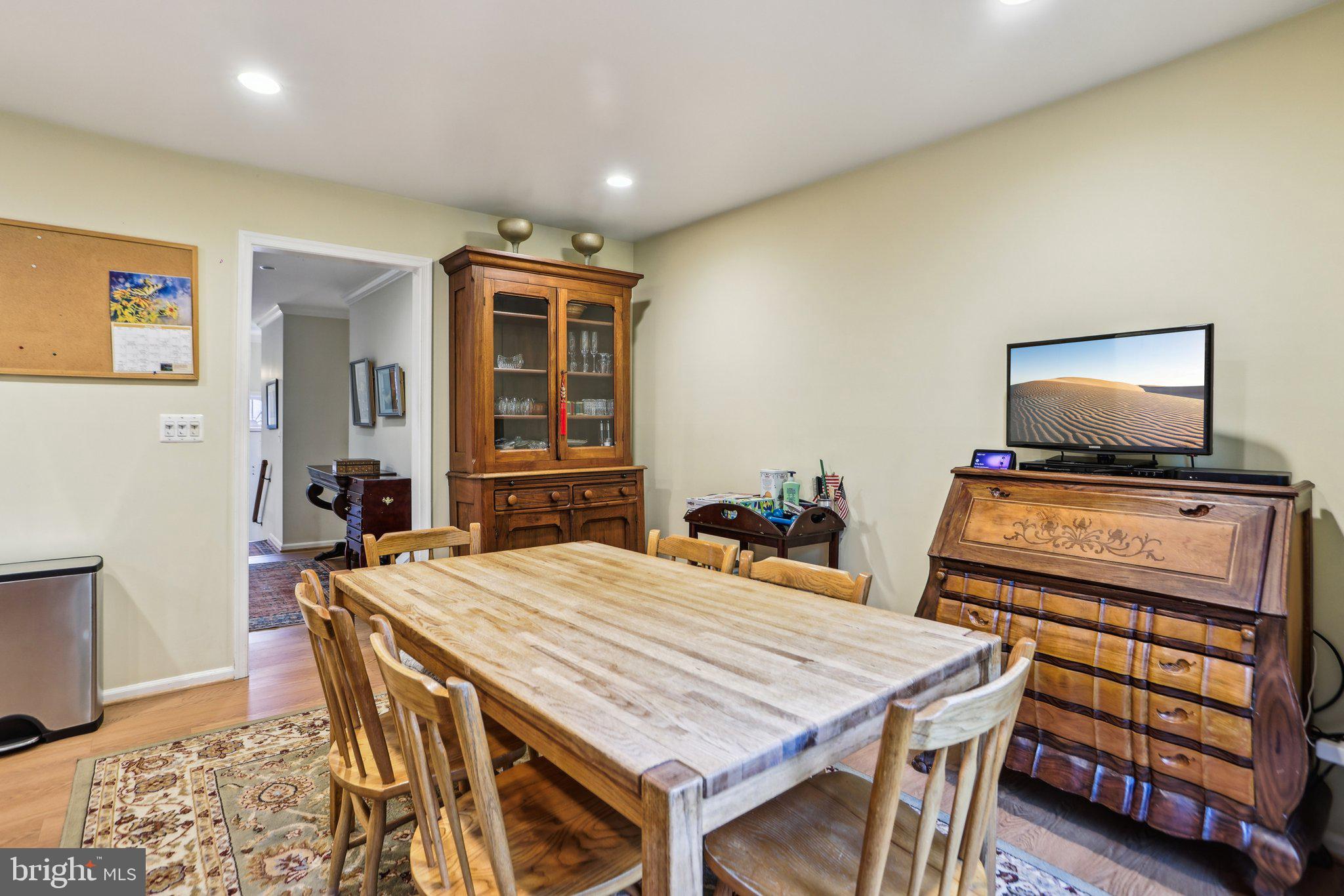 407 COUNCIL DRIVE NE