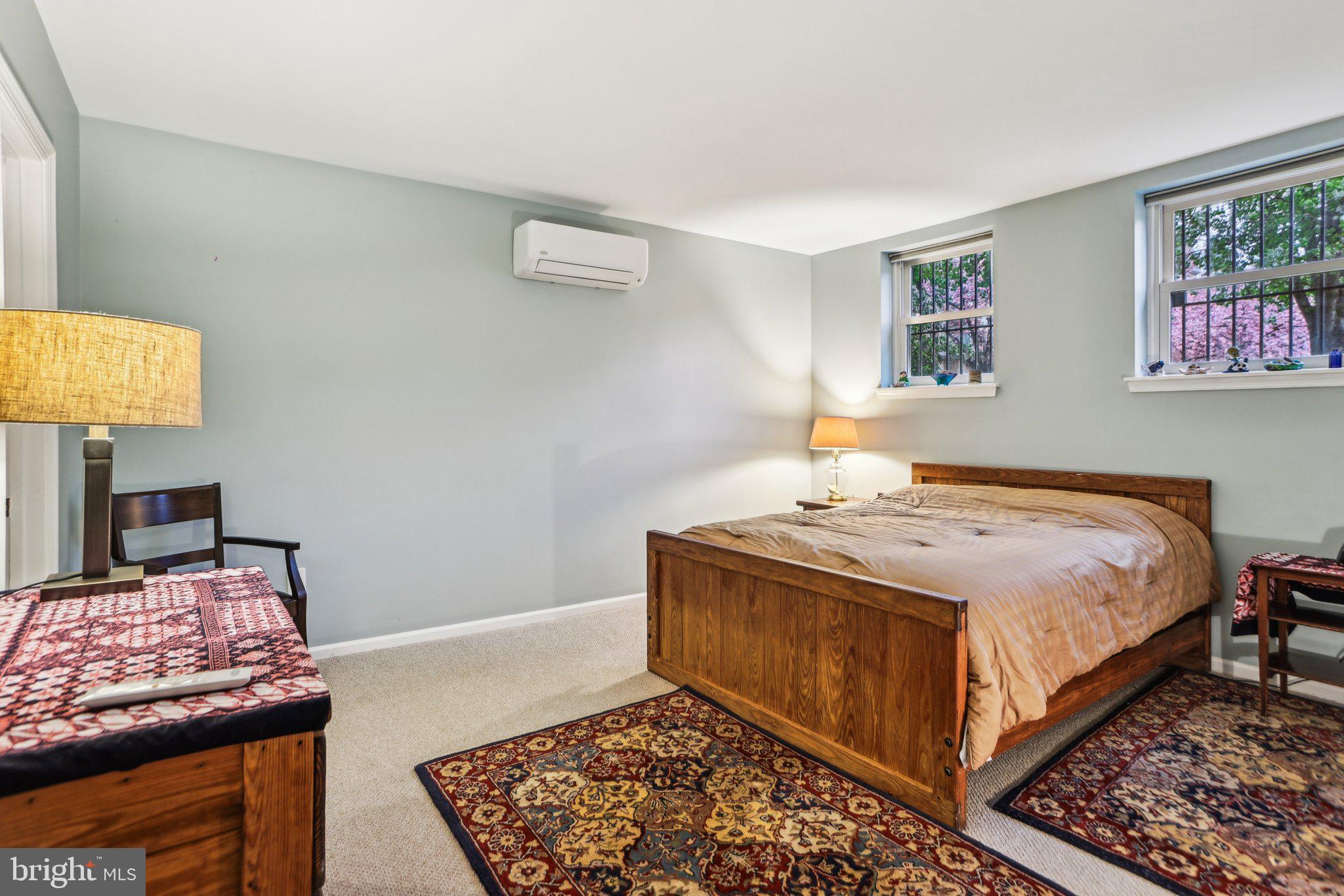 COUNCIL SQUARE - Residential