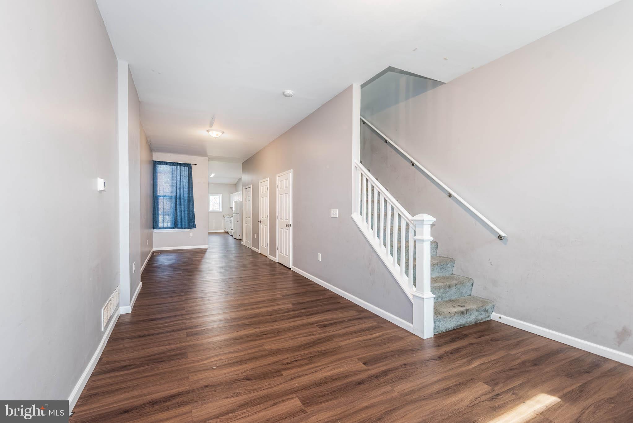 BROADWAY EAST - Residential