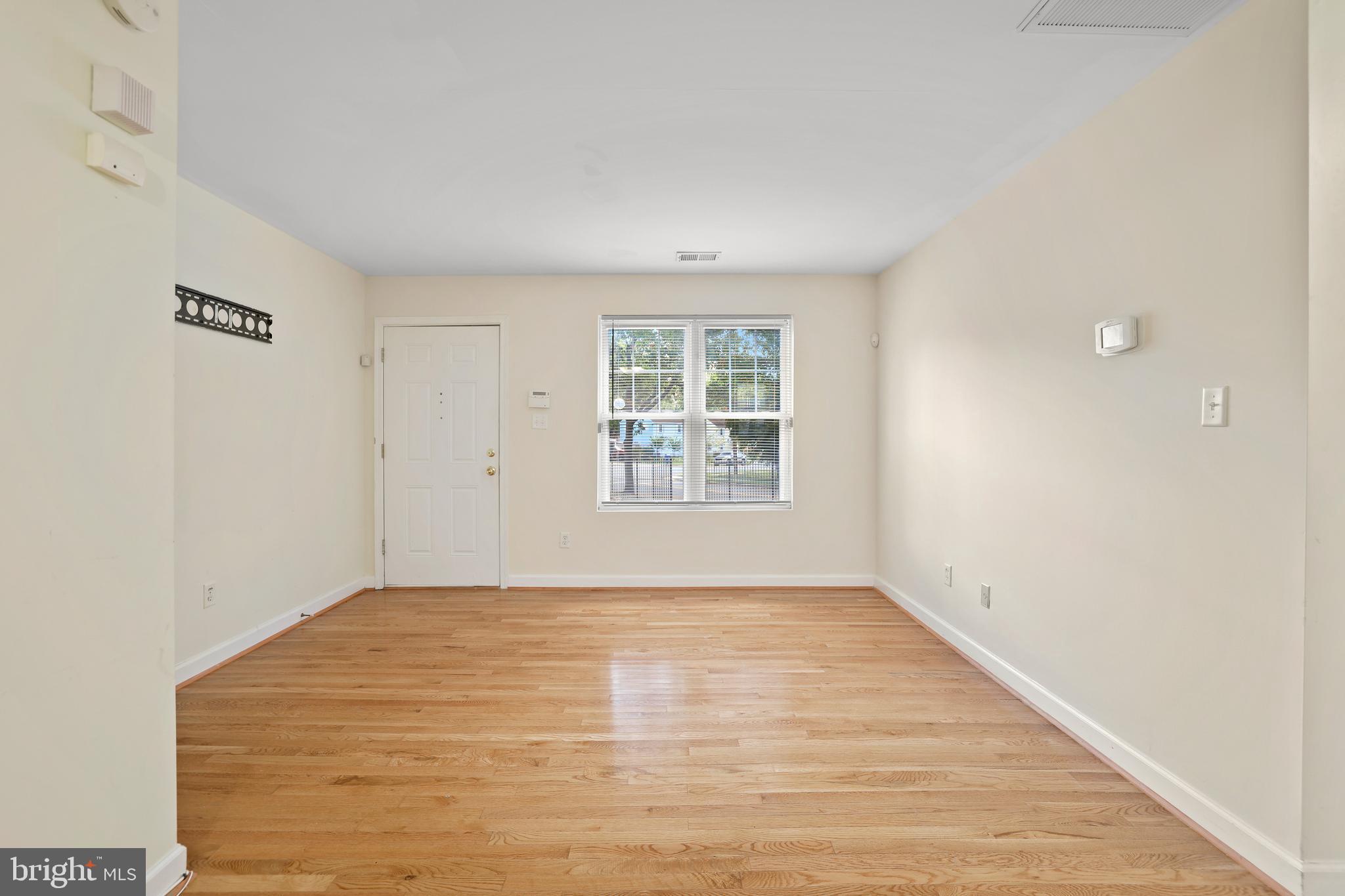 HIGHLAND AT LANDOVER STATION - Residential