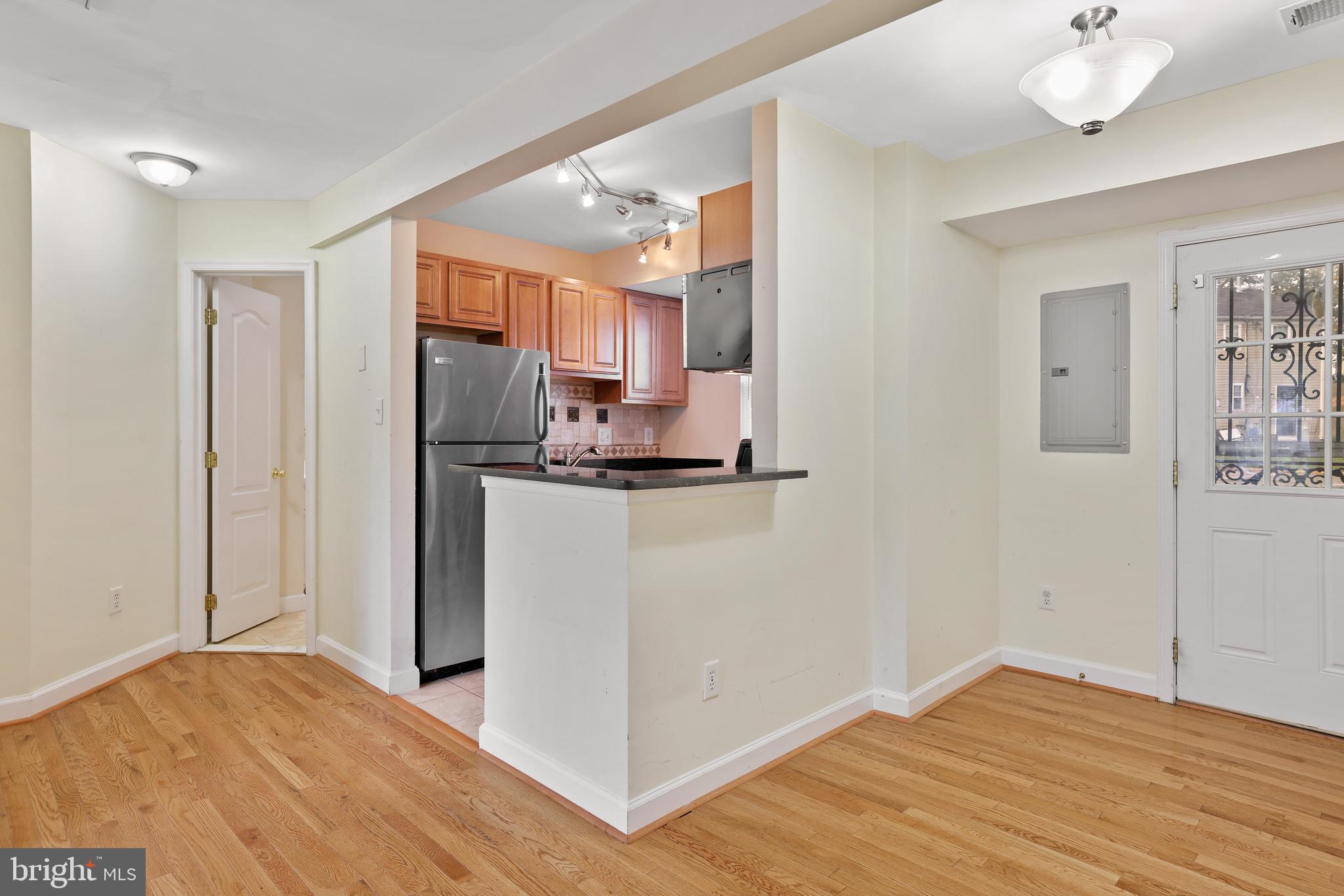 HIGHLAND AT LANDOVER STATION - Residential