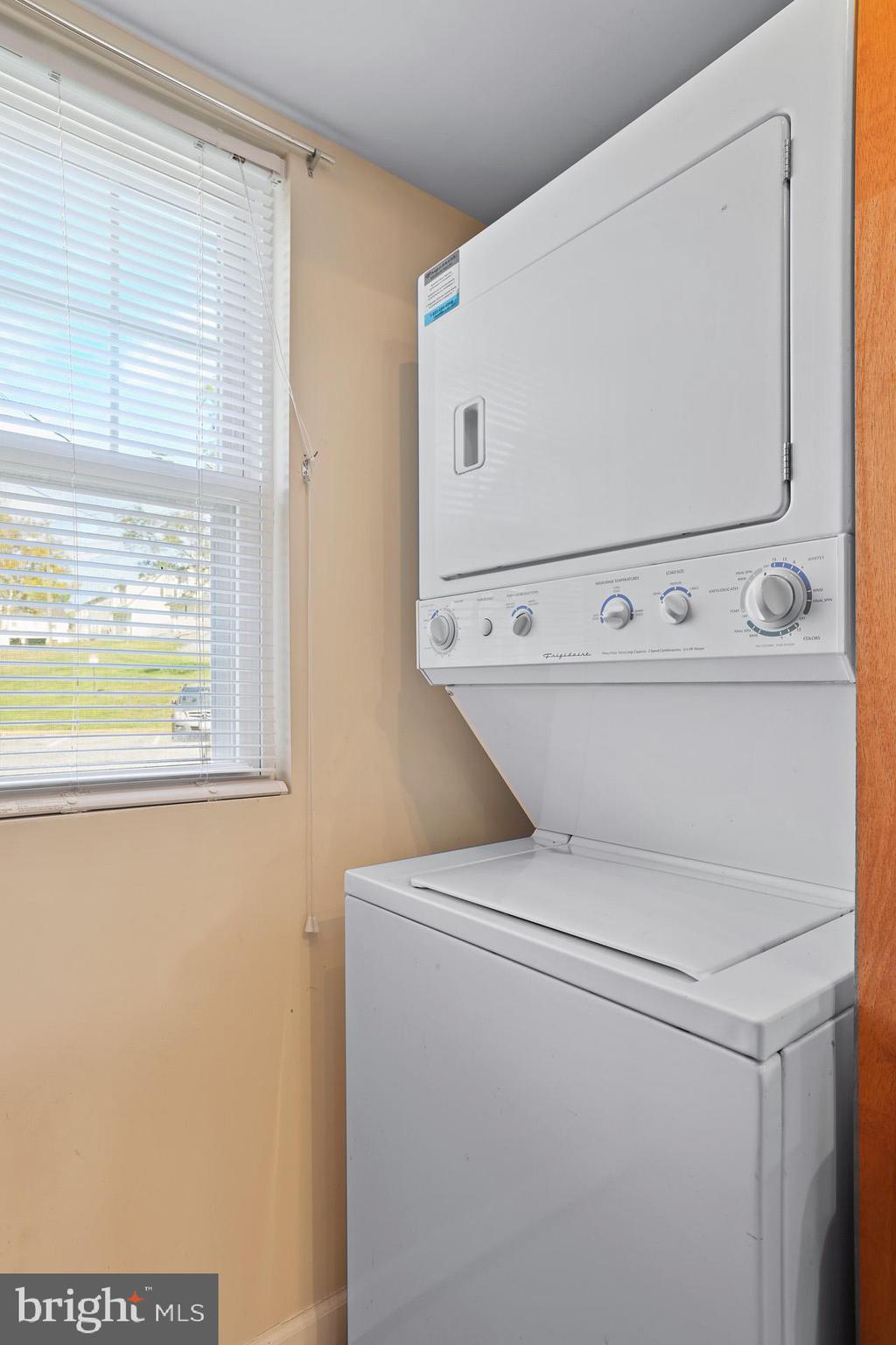 HIGHLAND AT LANDOVER STATION - Residential