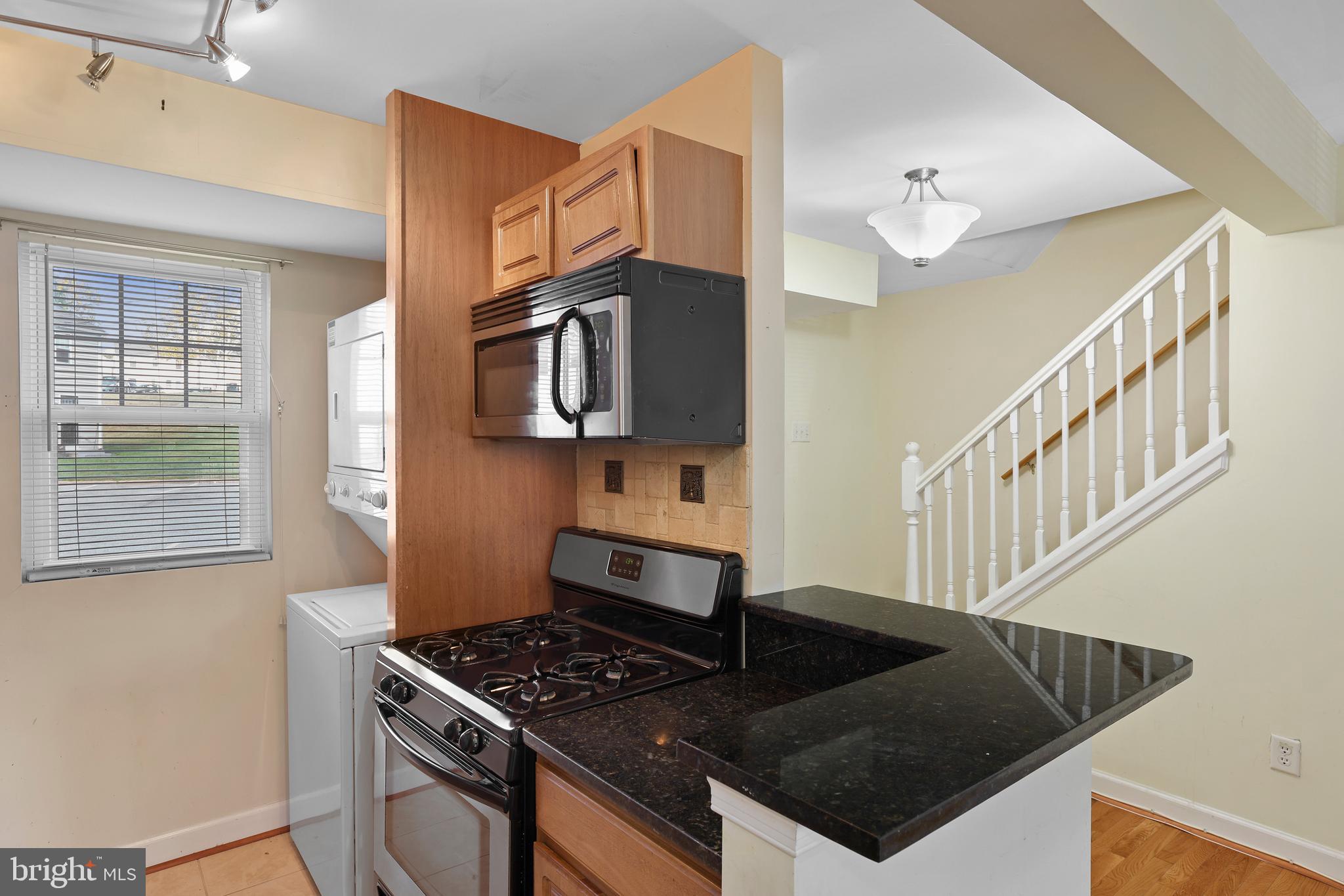 HIGHLAND AT LANDOVER STATION - Residential