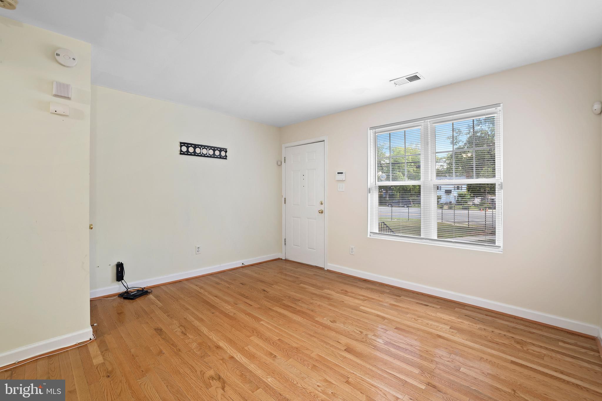 HIGHLAND AT LANDOVER STATION - Residential