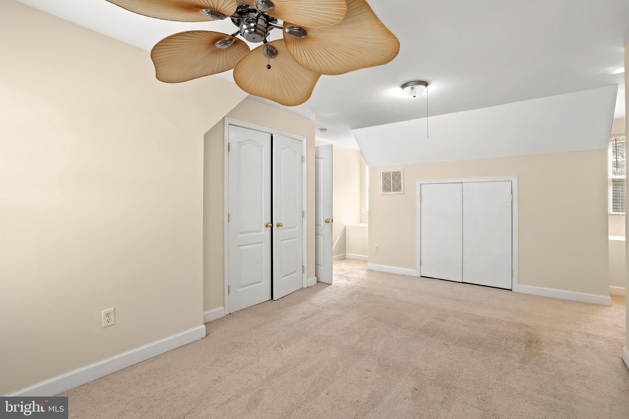 HIGHLAND AT LANDOVER STATION - Residential