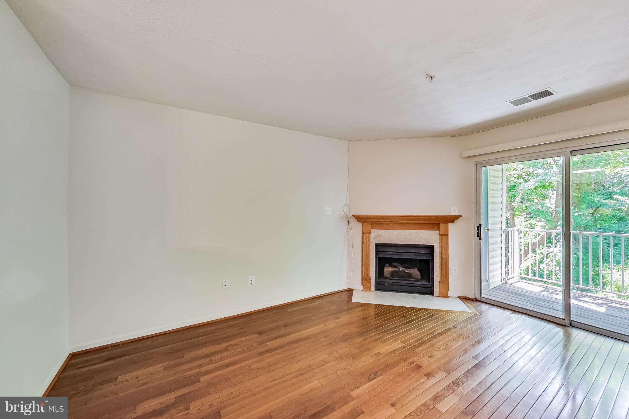 LARGO TOWN CENTER CONDOMINIUMS - Residential Lease