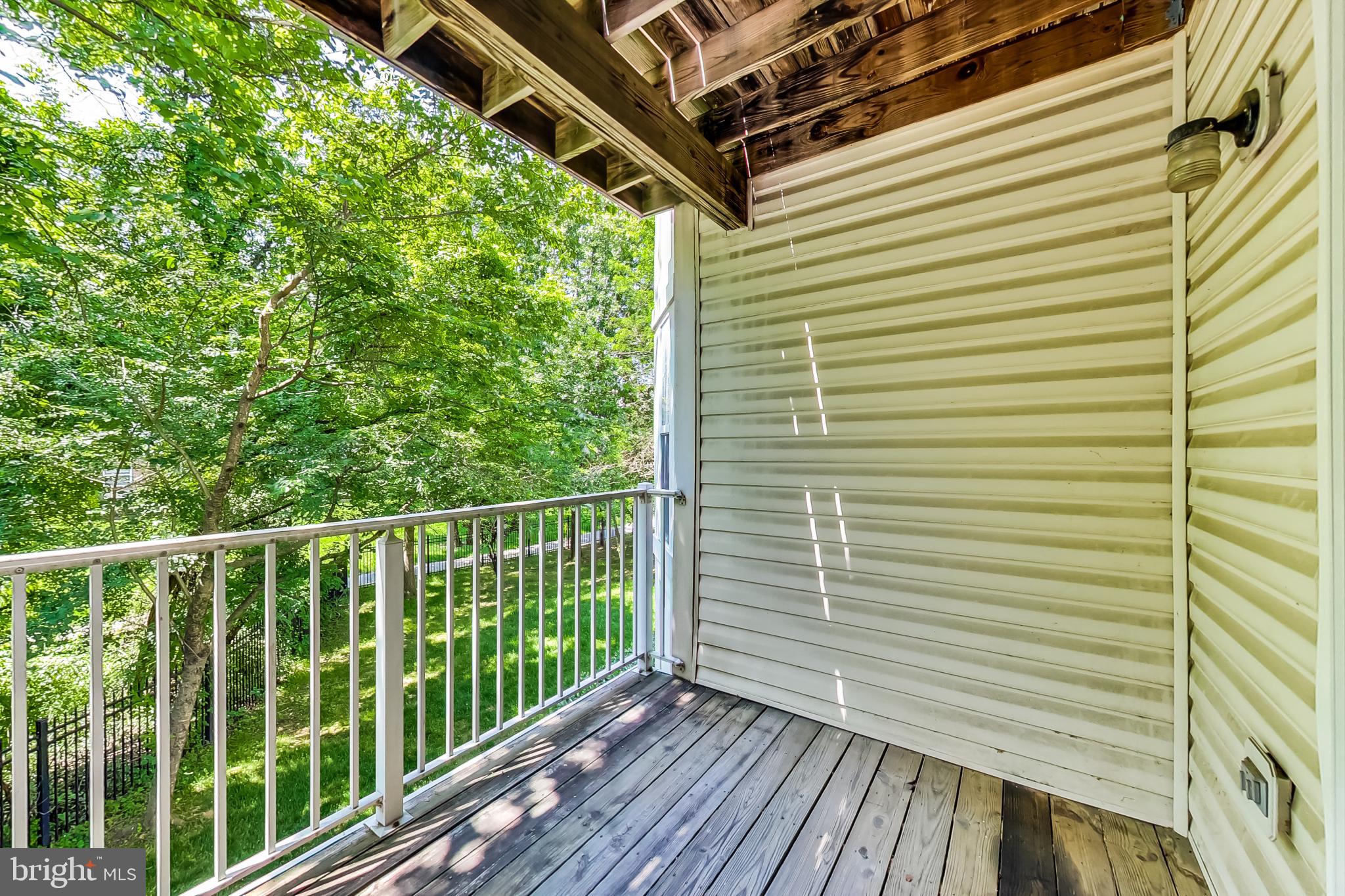 LARGO TOWN CENTER CONDOMINIUMS - Residential Lease