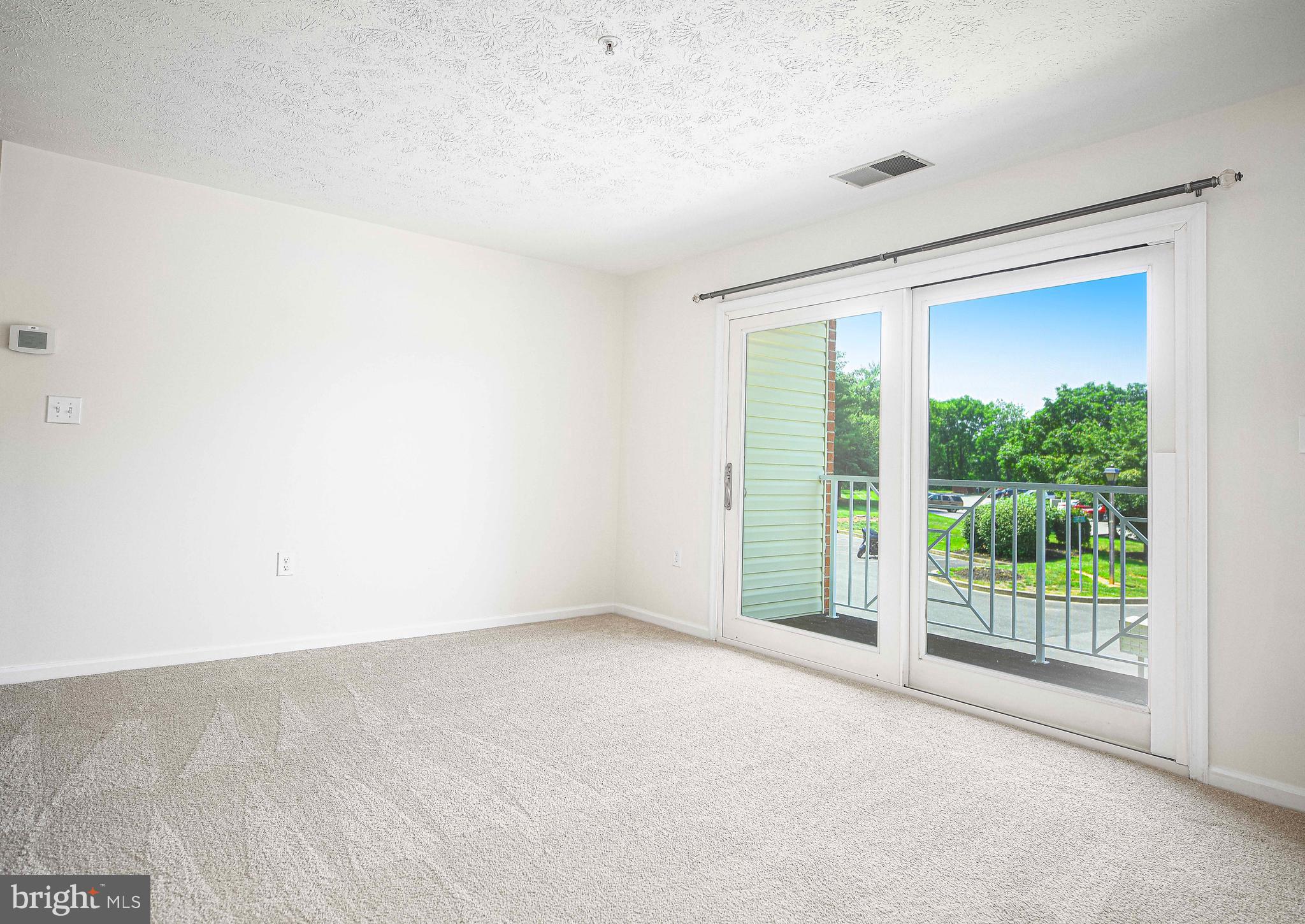 RIVERSIDE - Residential