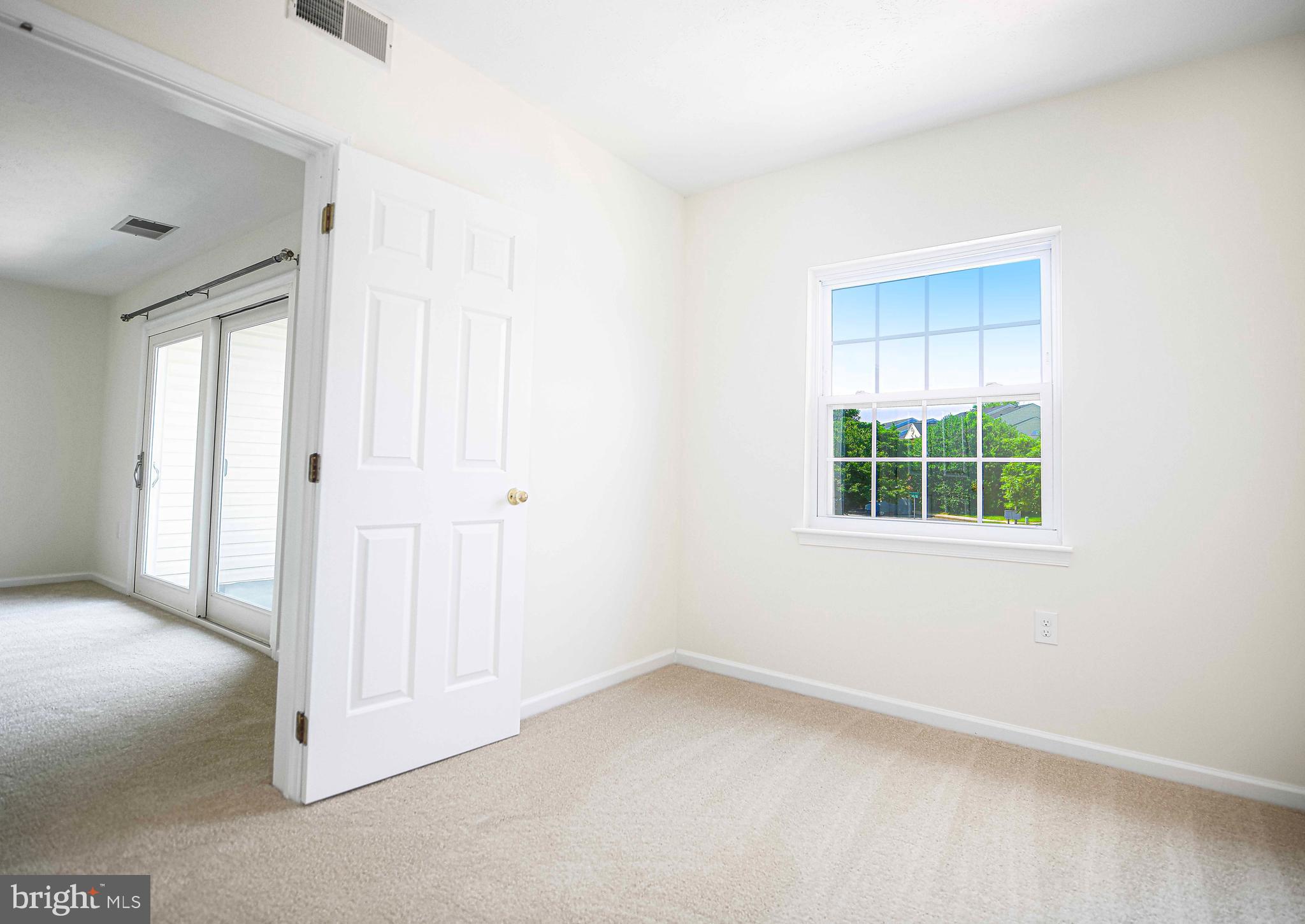 RIVERSIDE - Residential