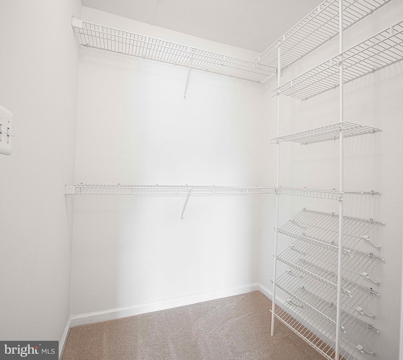 RIVERSIDE - Residential