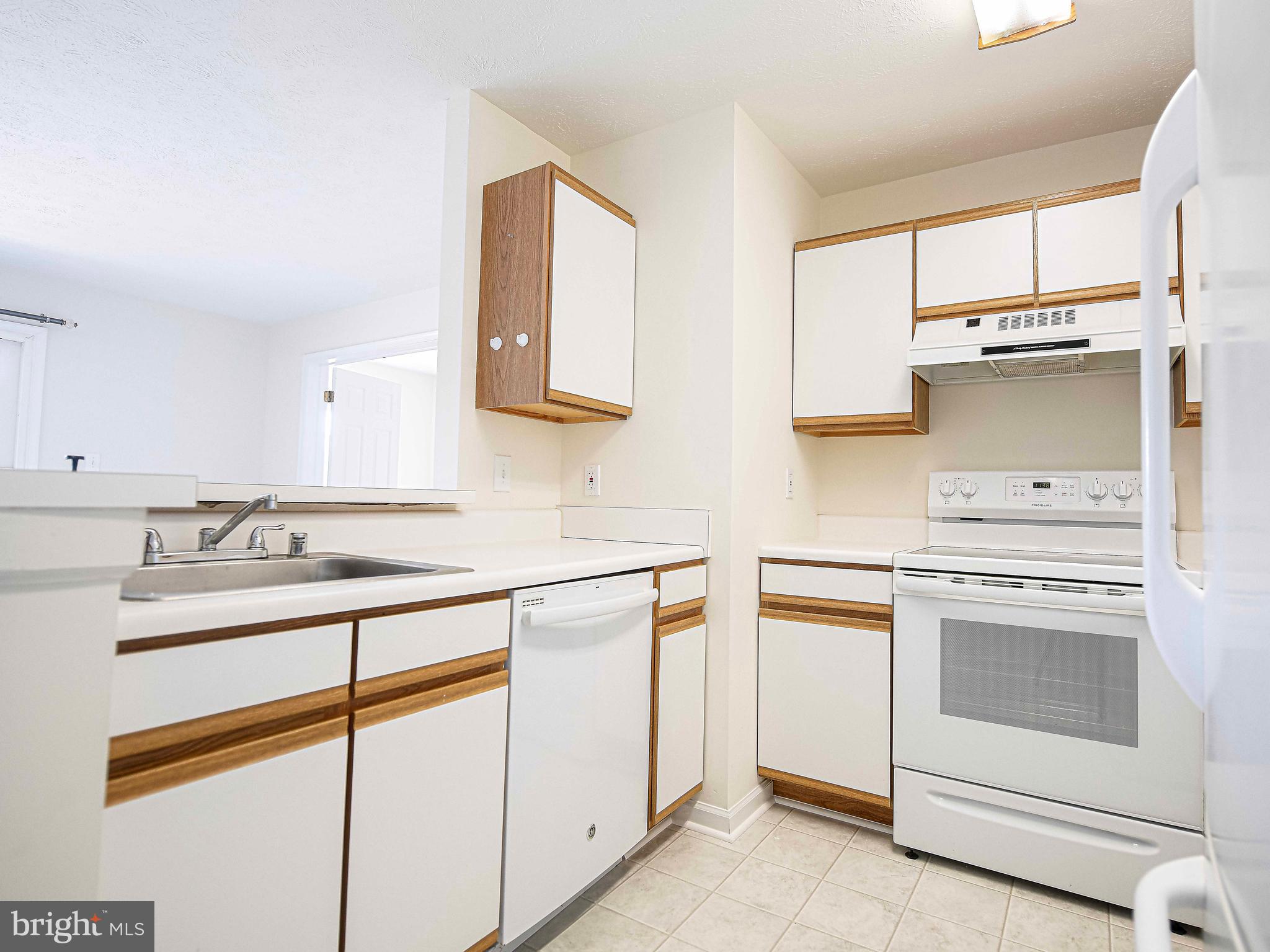 RIVERSIDE - Residential