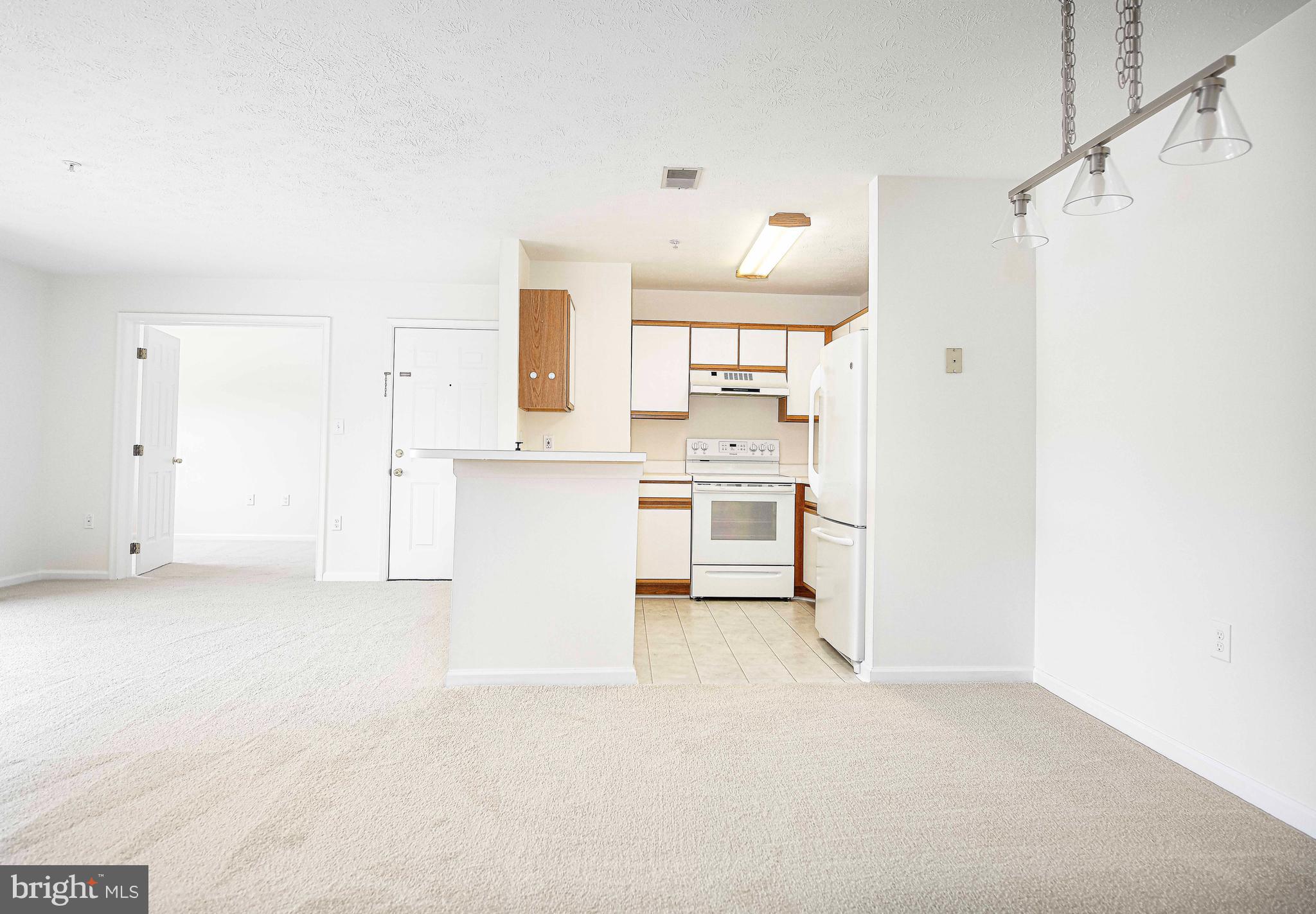 RIVERSIDE - Residential