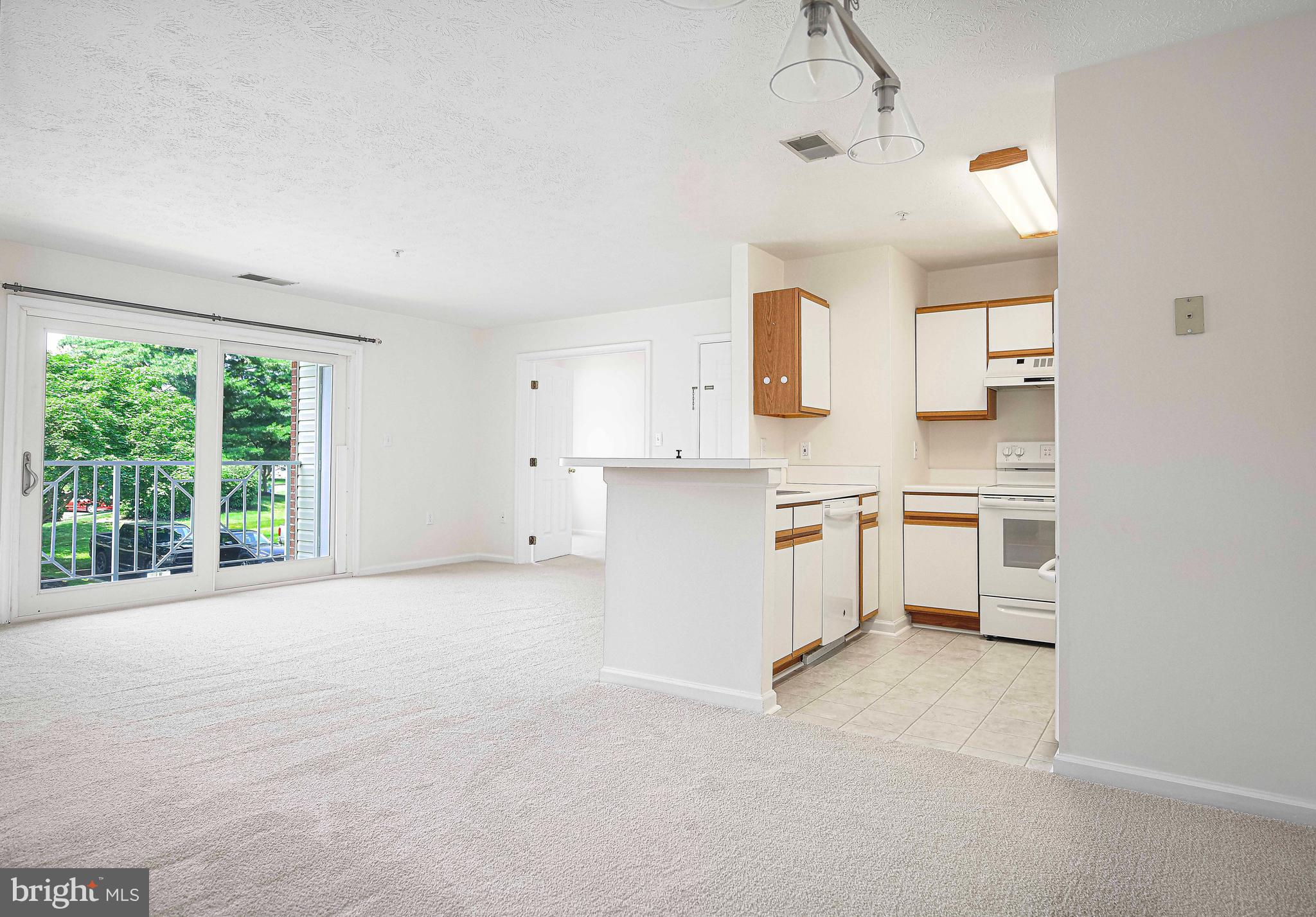 RIVERSIDE - Residential