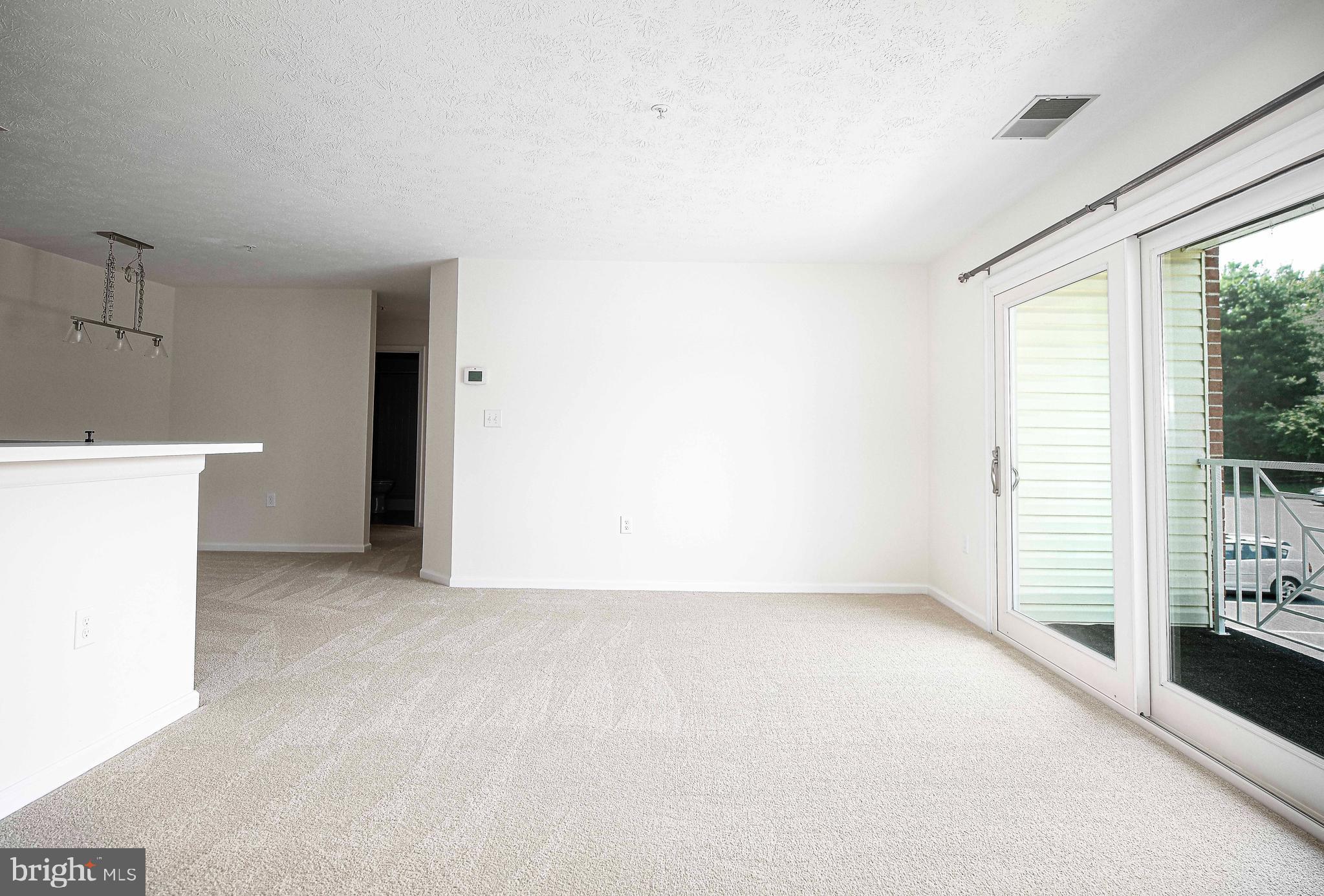 RIVERSIDE - Residential