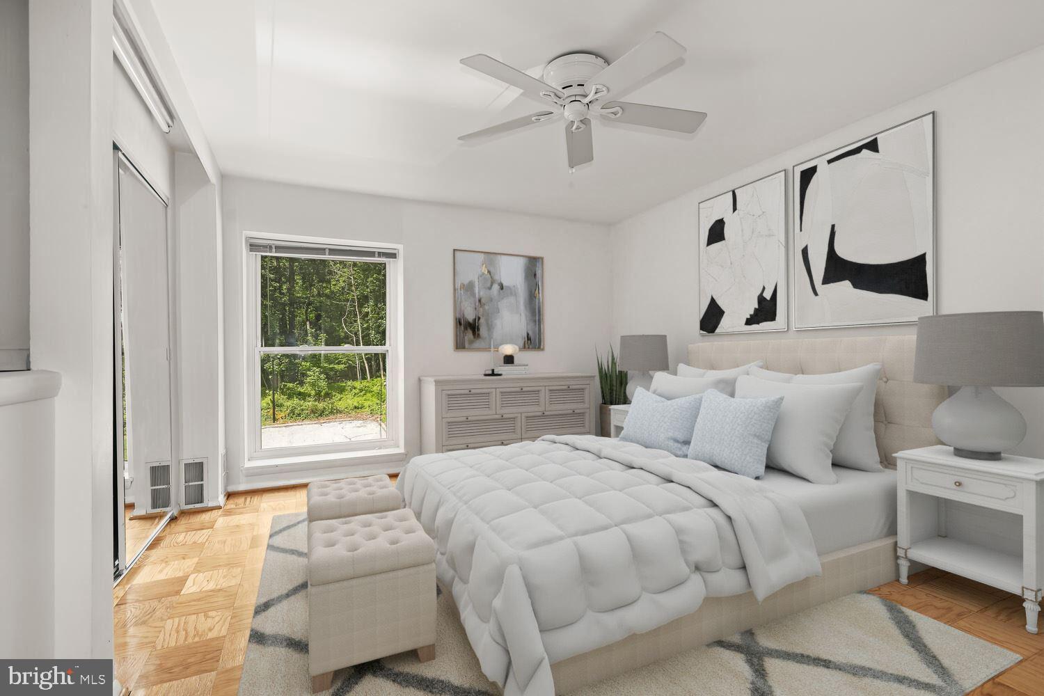 GREENBERRY WOODS - Residential