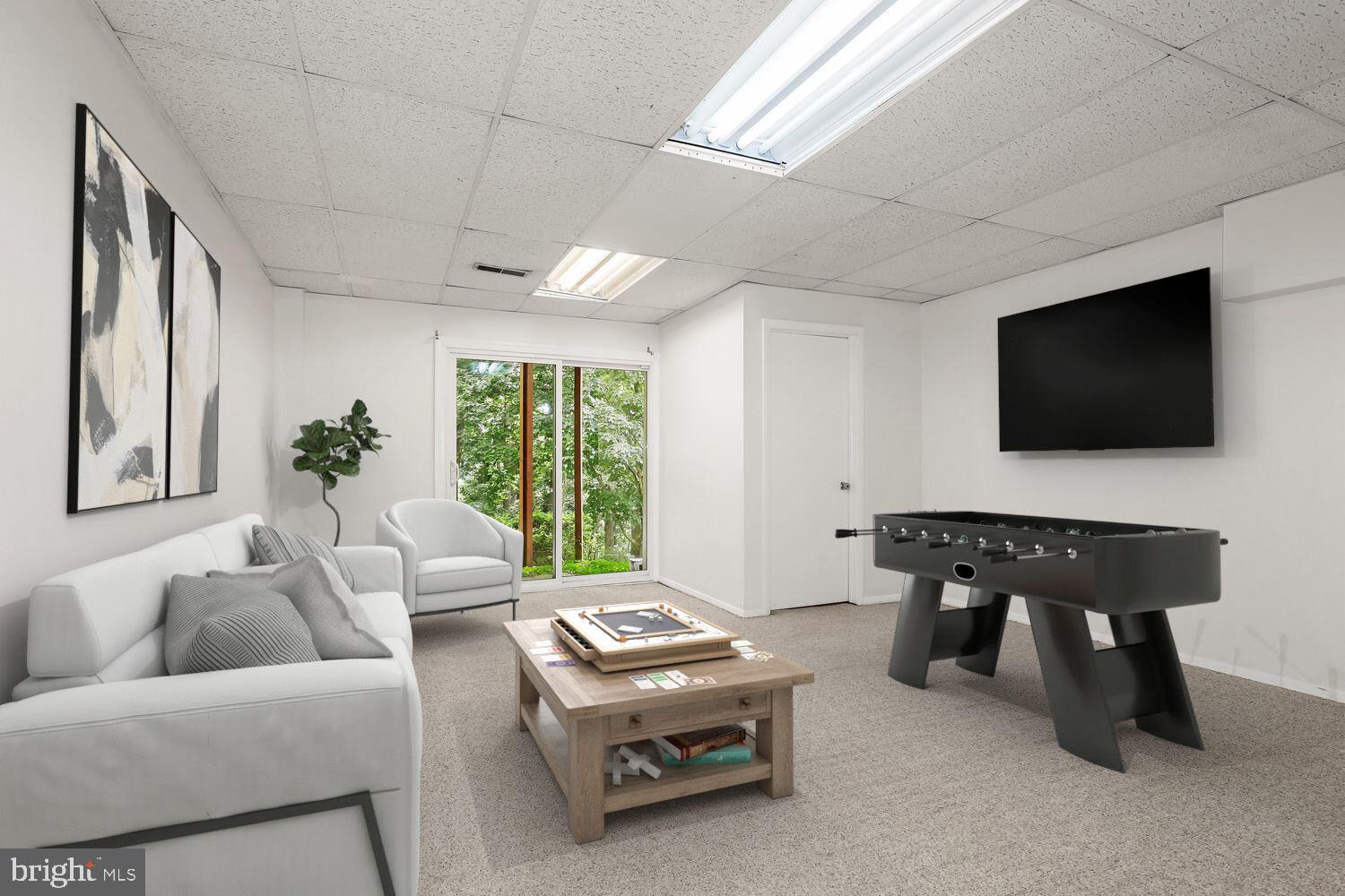 GREENBERRY WOODS - Residential