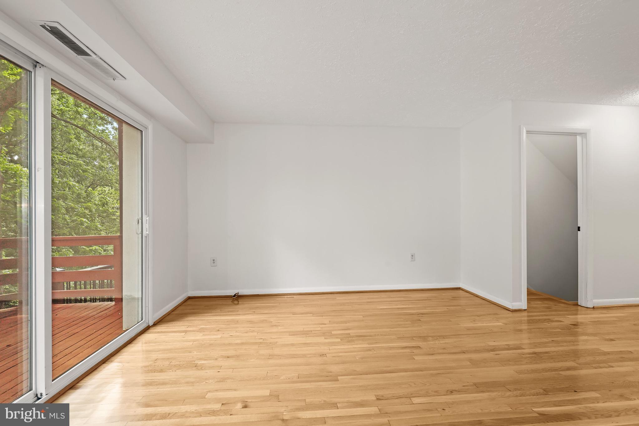 GREENBERRY WOODS - Residential