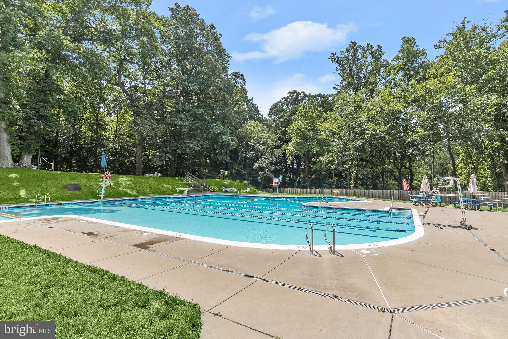 GREENBERRY WOODS - Residential