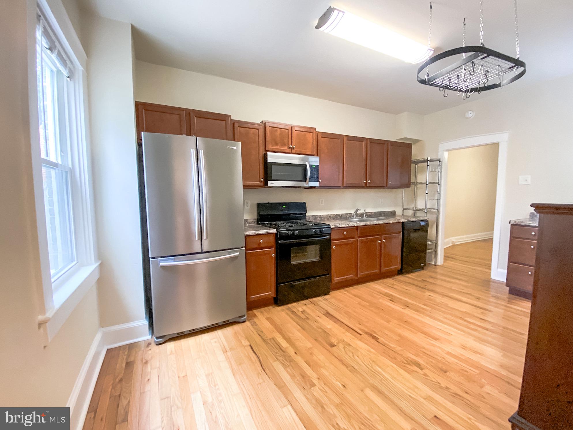 227 E WALNUT STREET
