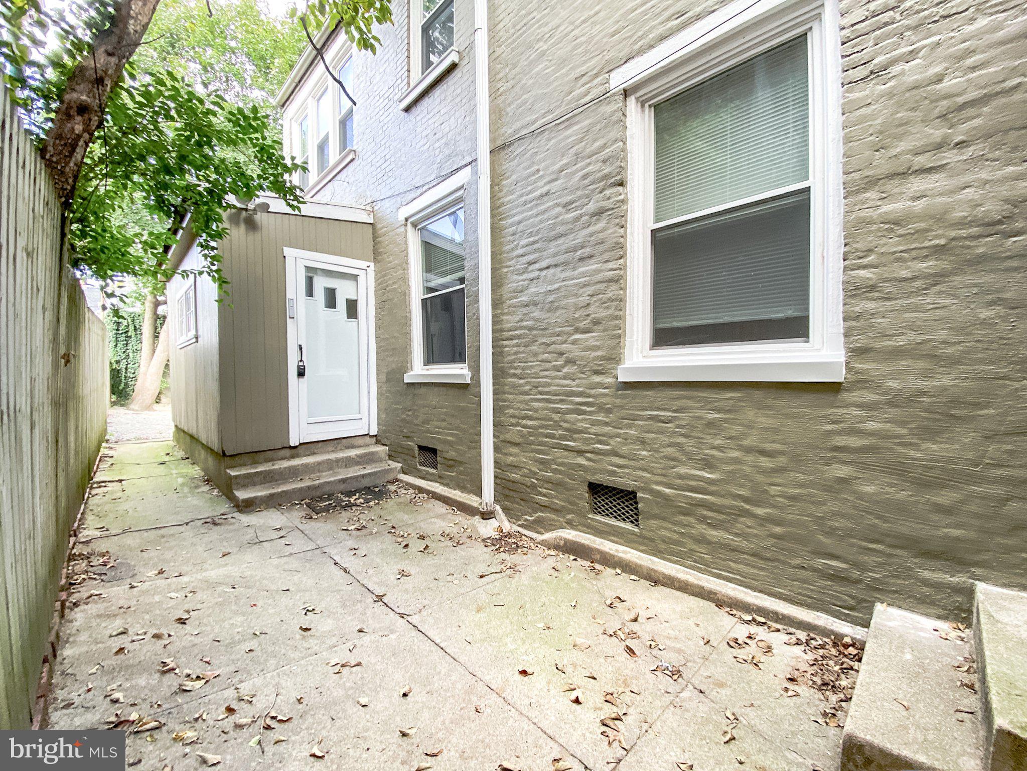 227 E WALNUT STREET
