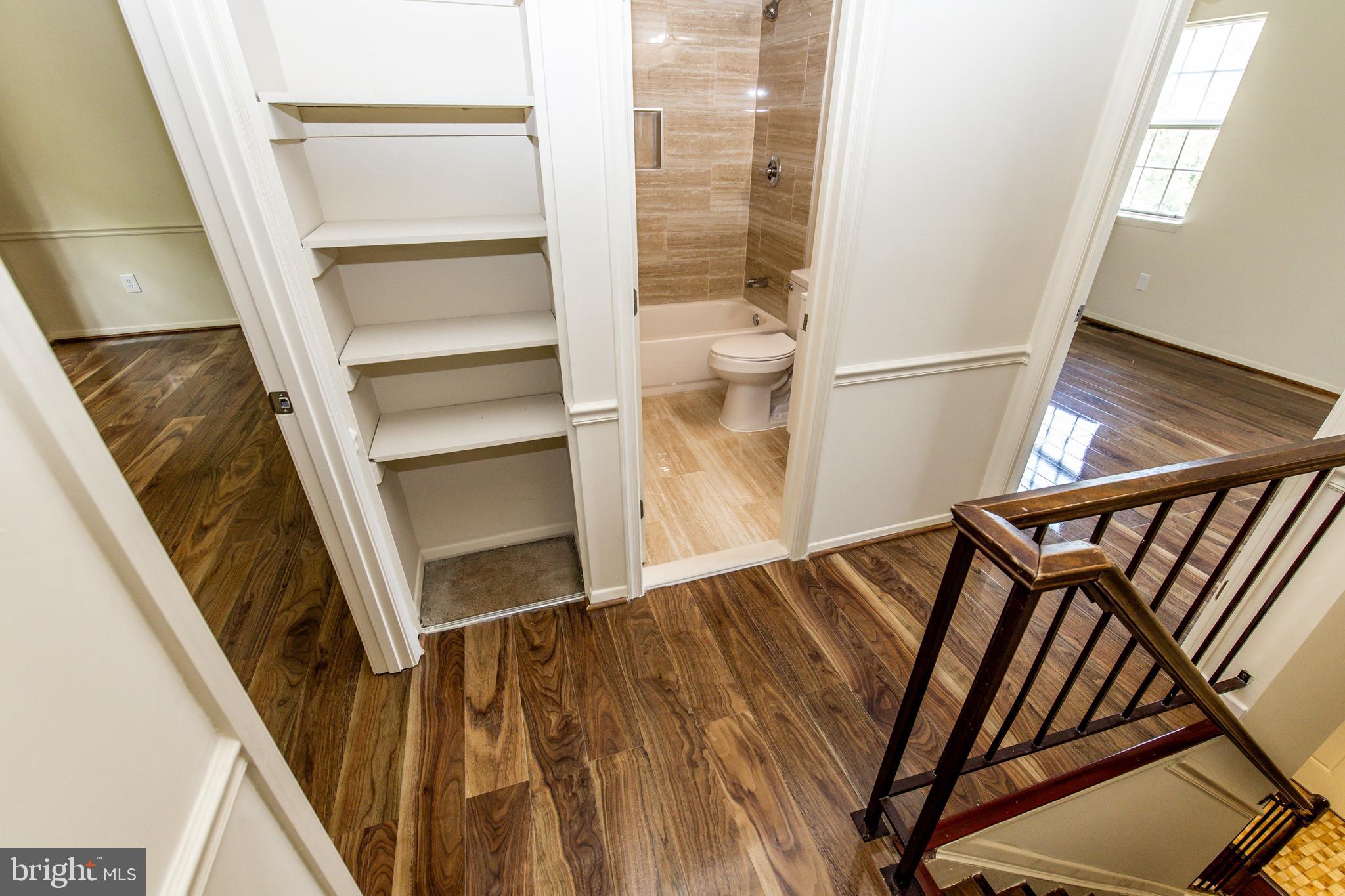 WOODSTREAM VILLAGE PLAT - Residential