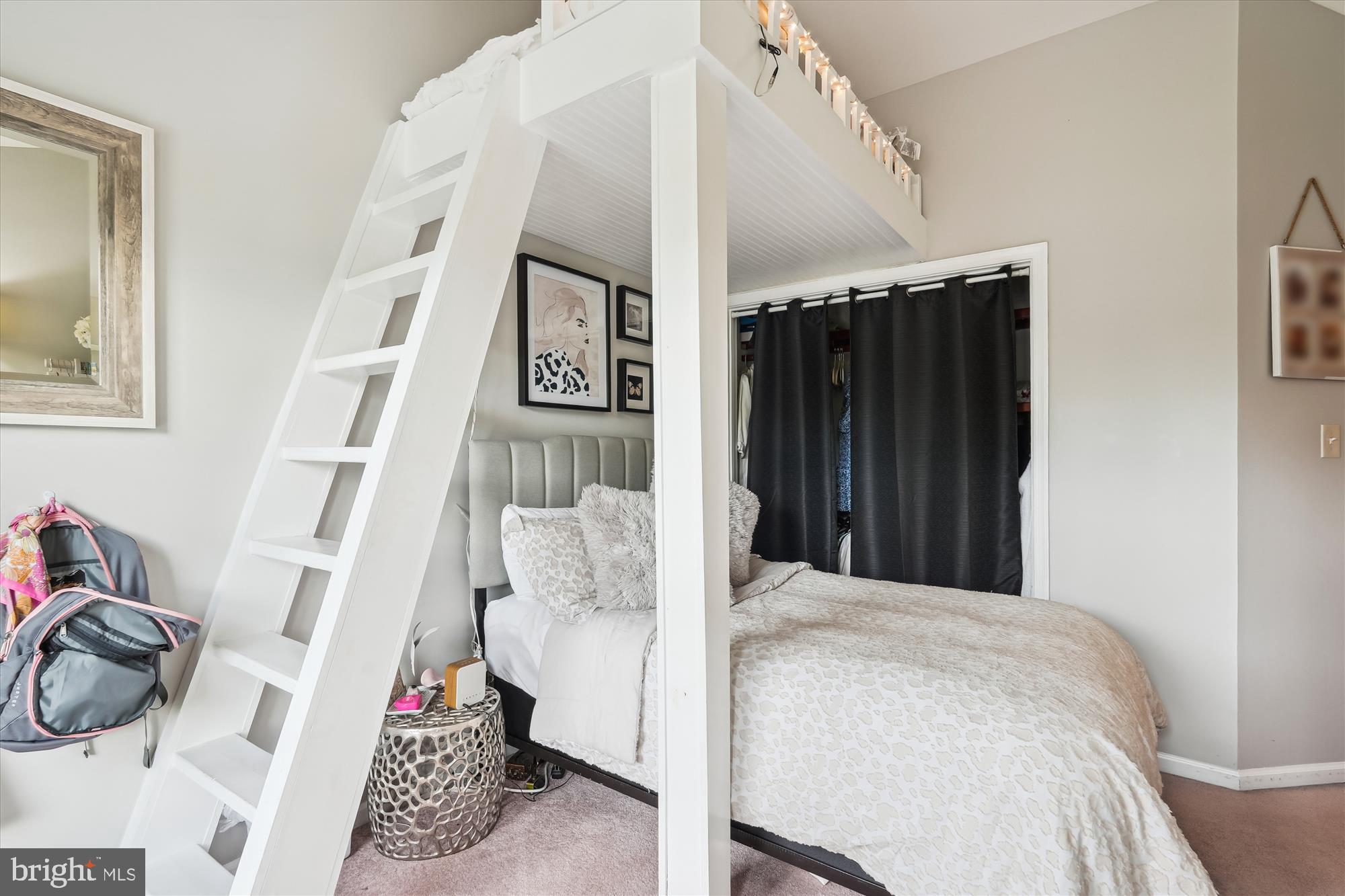 HALLOWELL - Residential