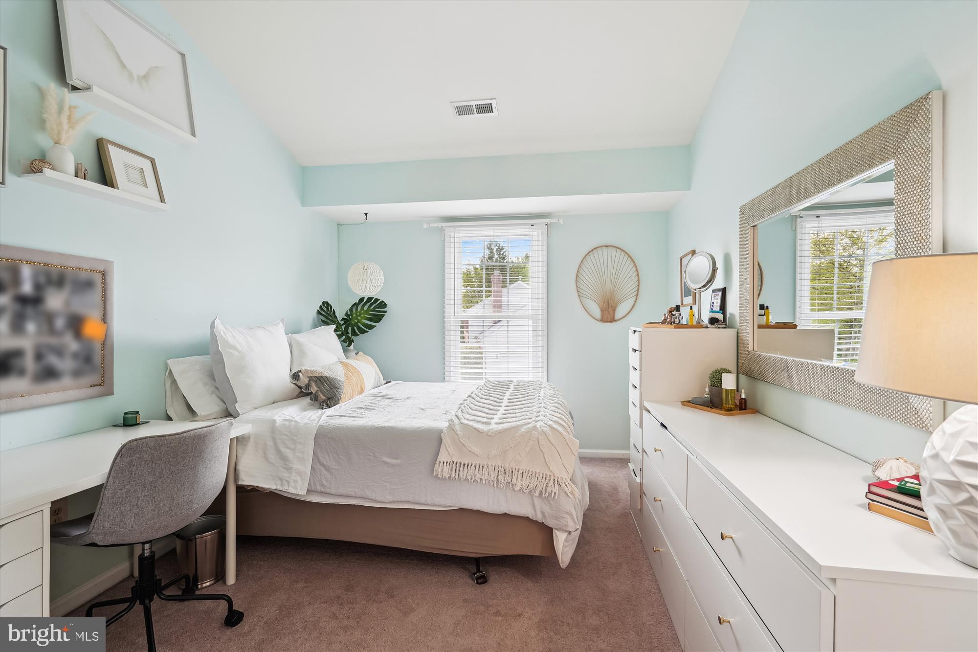 HALLOWELL - Residential