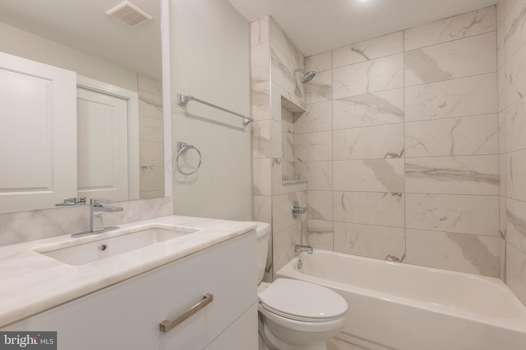 FISHTOWN - Residential Lease