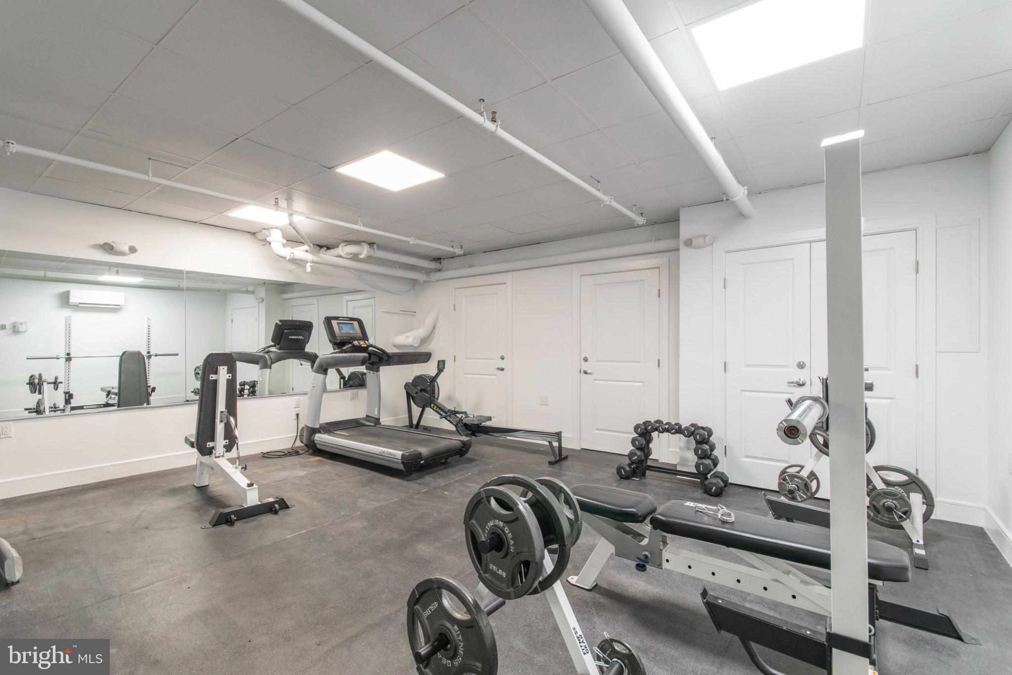 FISHTOWN - Residential Lease