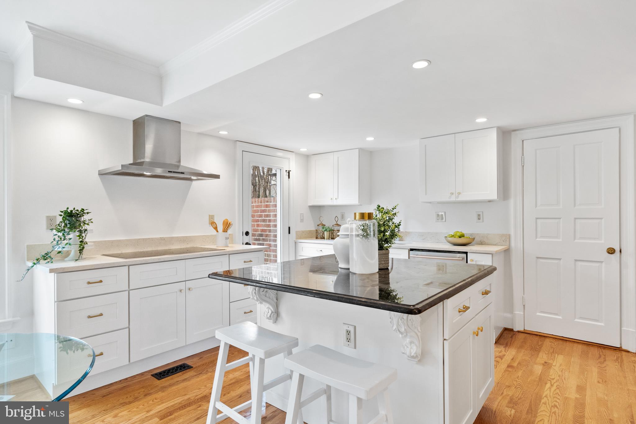 MERRYWOOD ON THE POTOMAC - Residential