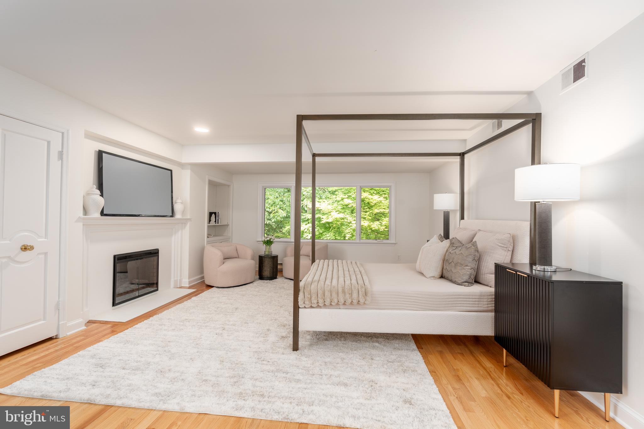 MERRYWOOD ON THE POTOMAC - Residential