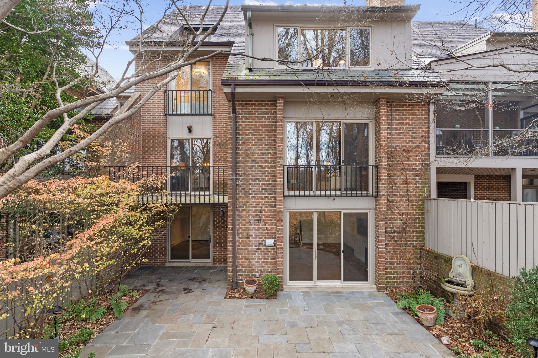 MERRYWOOD ON THE POTOMAC - Residential