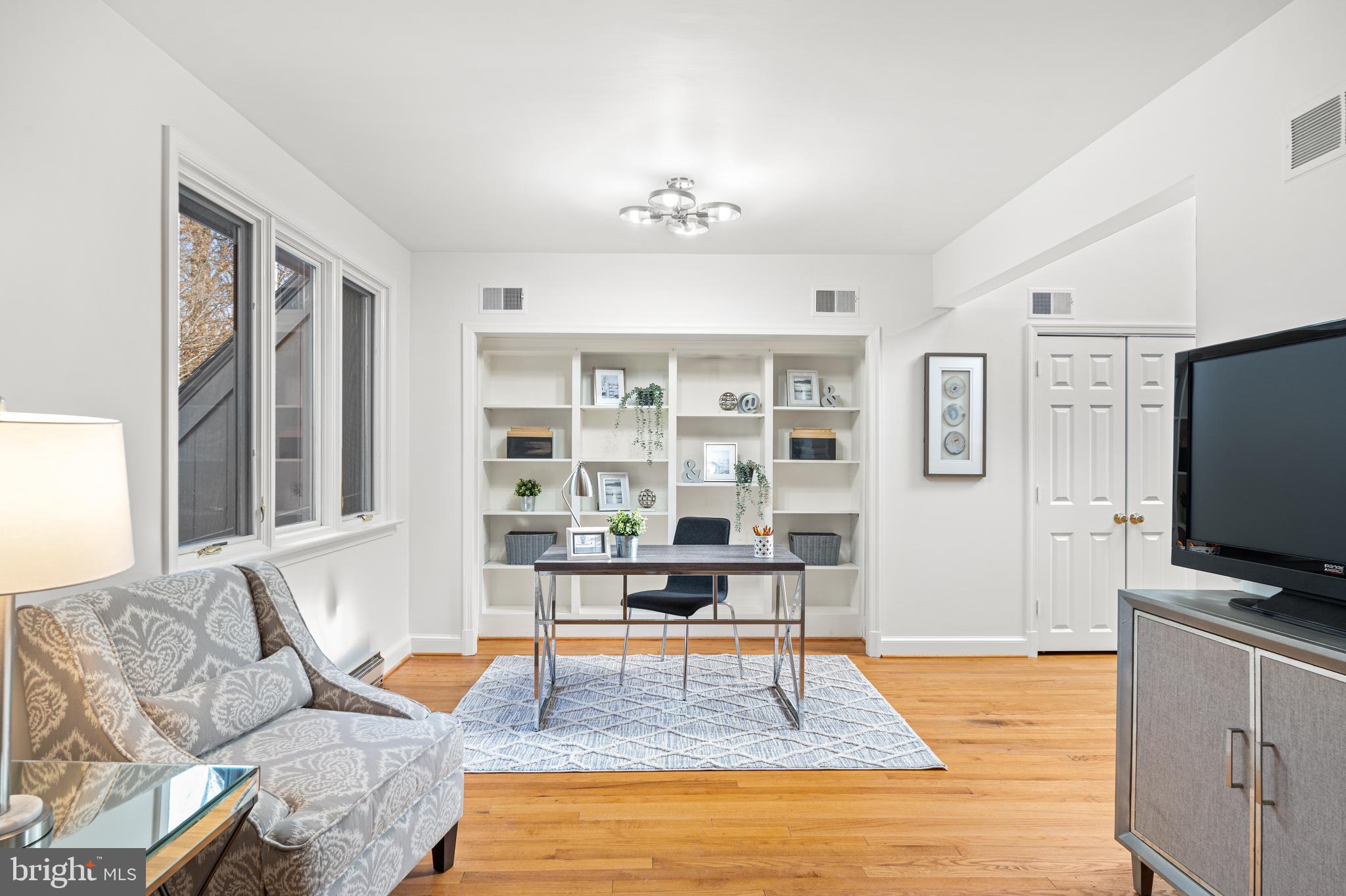 MERRYWOOD ON THE POTOMAC - Residential