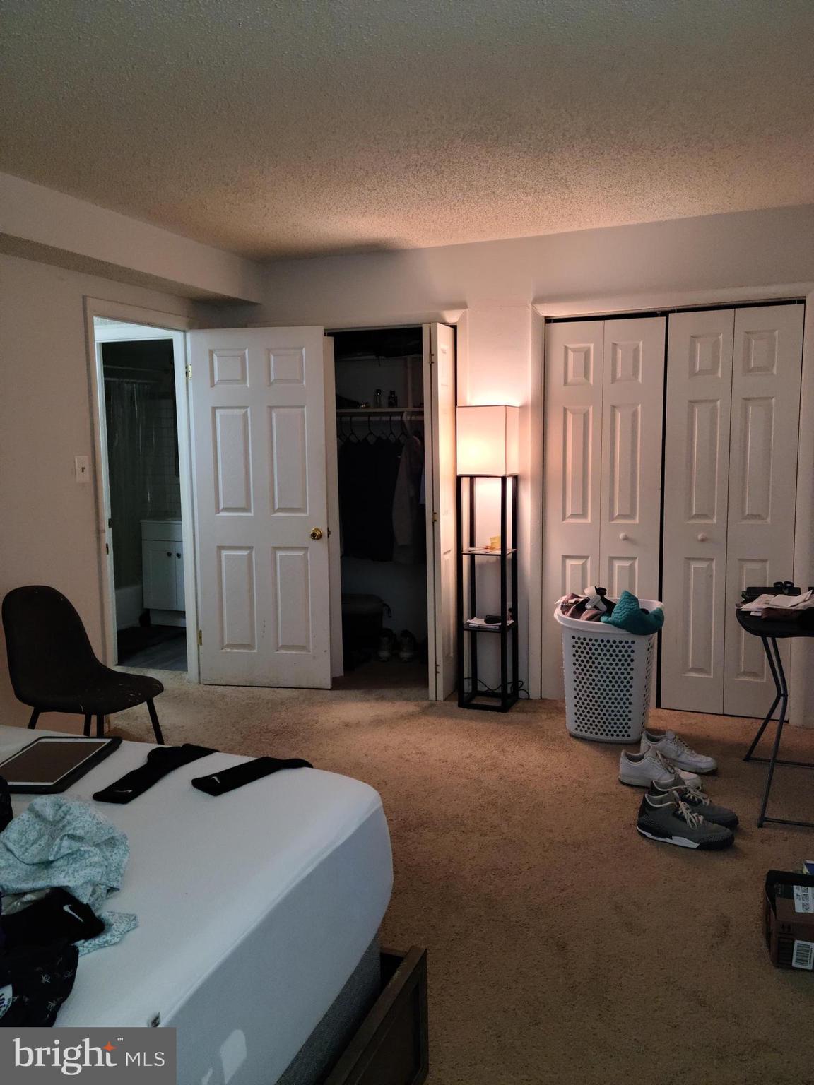 SWANN HILL CONDOMINIUMS - Residential Lease