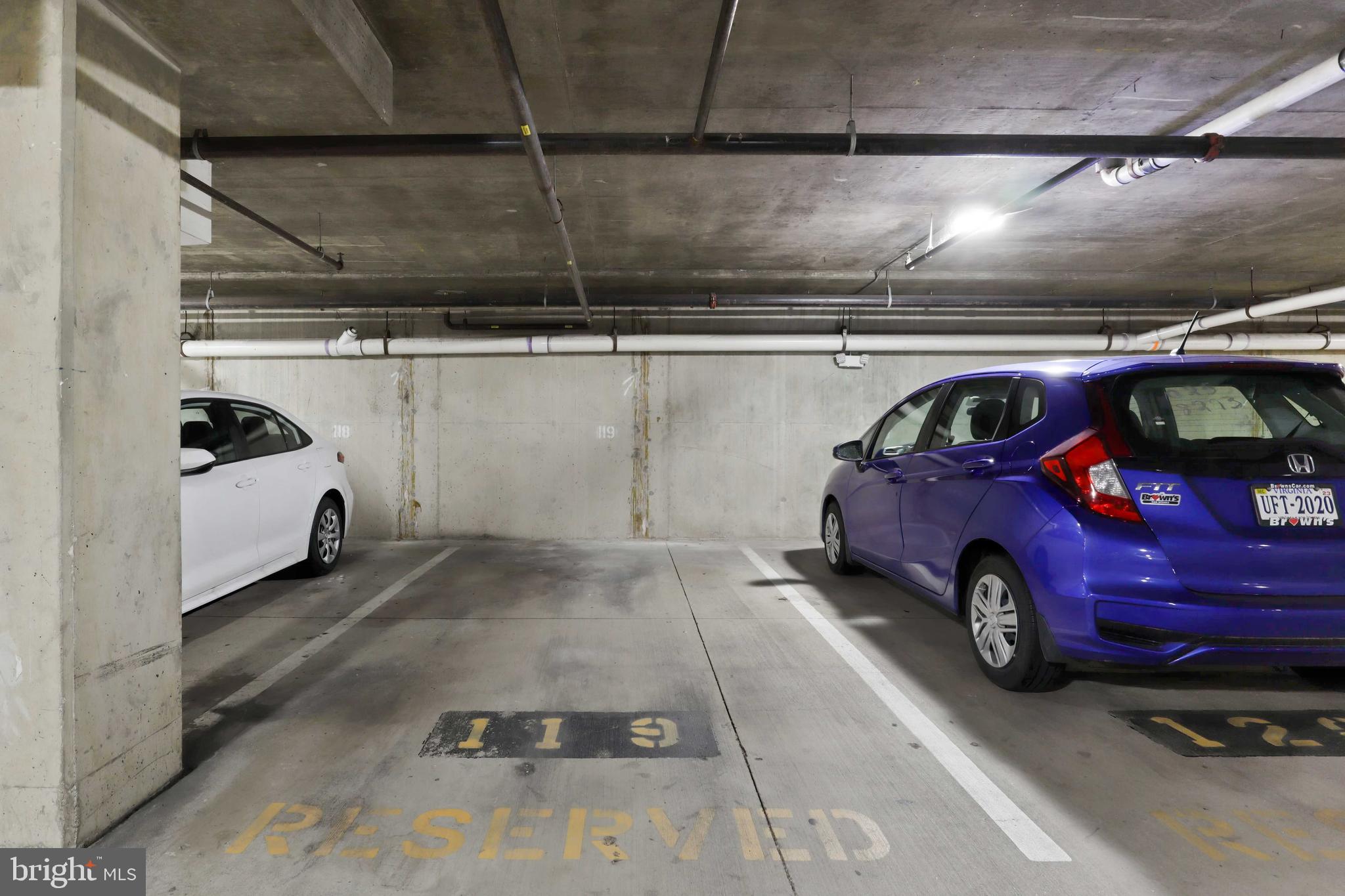 GATES OF MCLEAN - Residential Lease