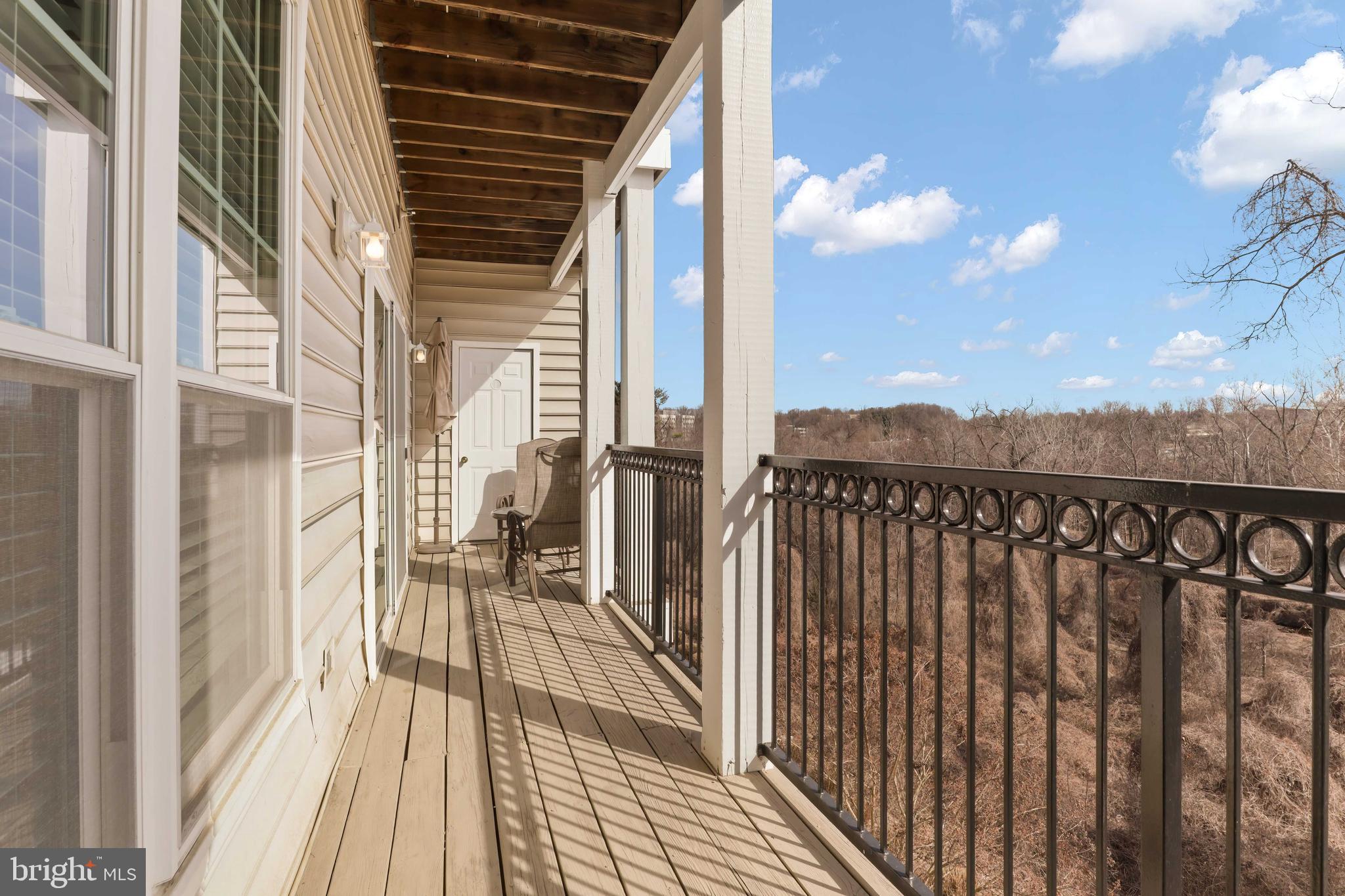 GATES OF MCLEAN - Residential Lease