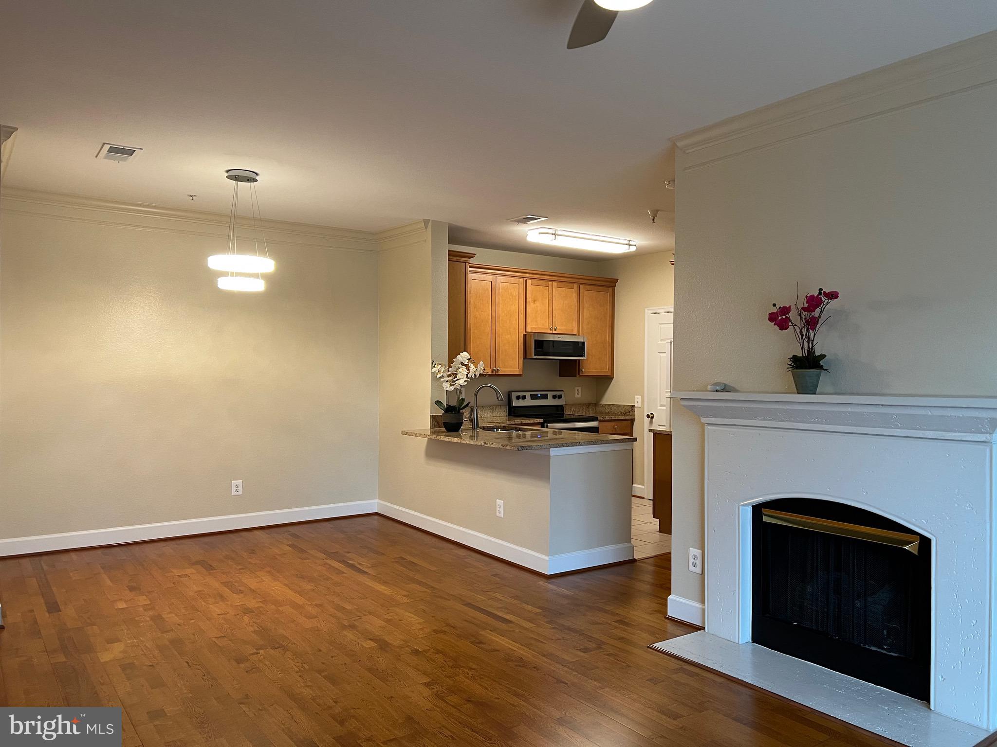 GATES OF MCLEAN - Residential Lease