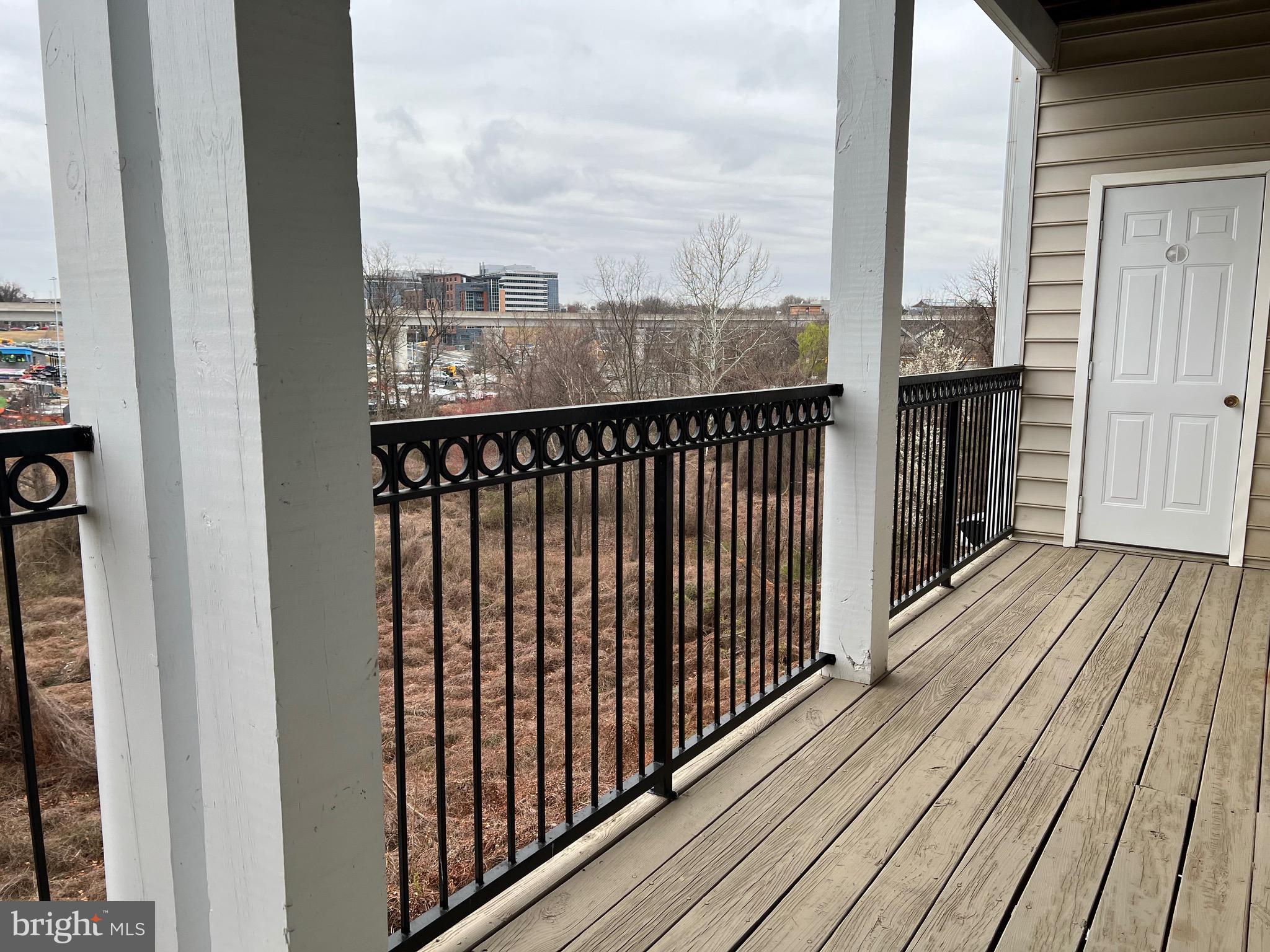 GATES OF MCLEAN - Residential Lease