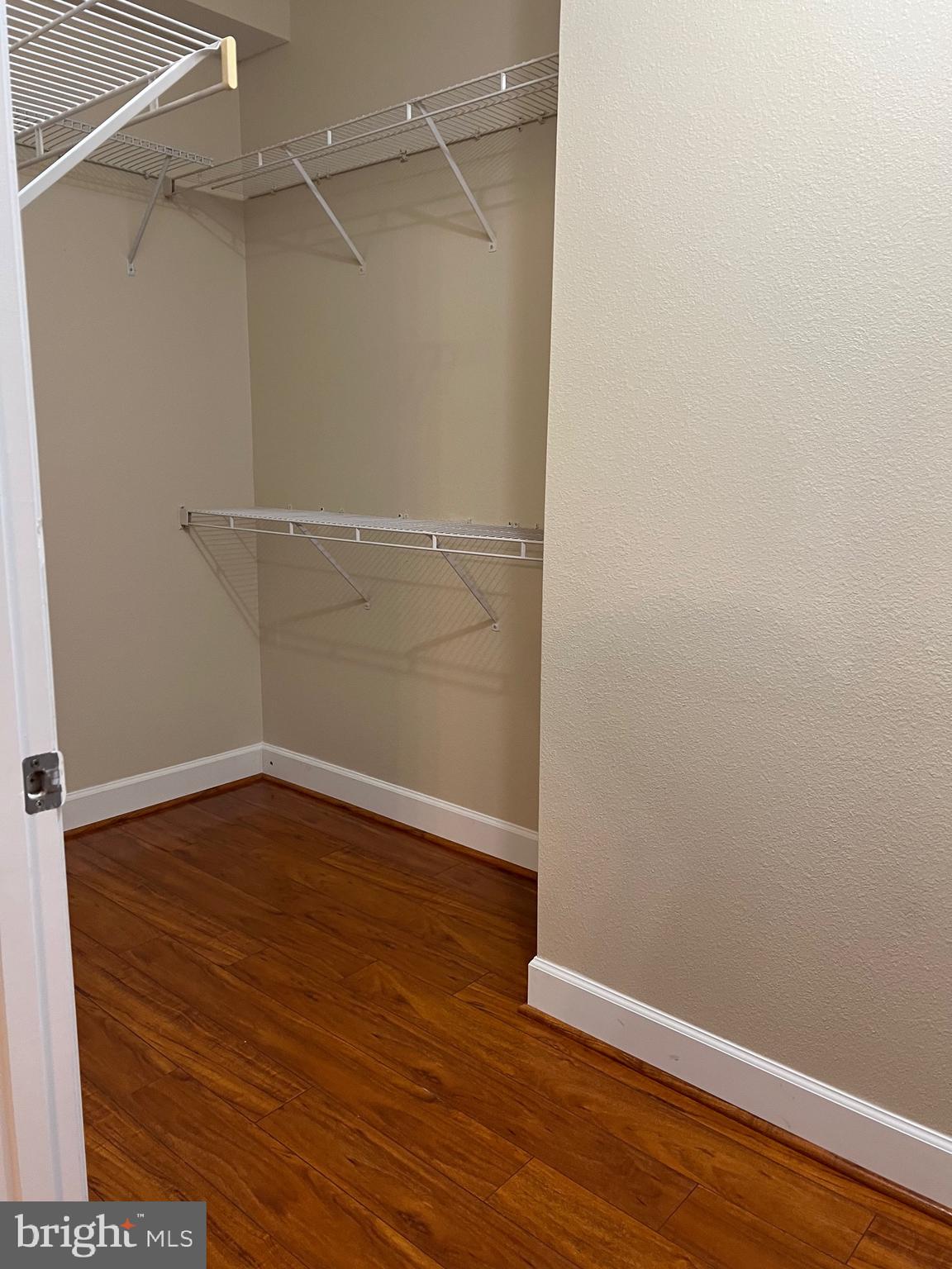 GATES OF MCLEAN - Residential Lease