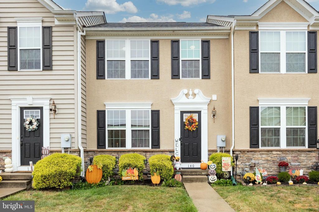 Photo of 140 Sandpiper Court, GILBERTSVILLE, PA 19525 (MLS # PAMC2158332)