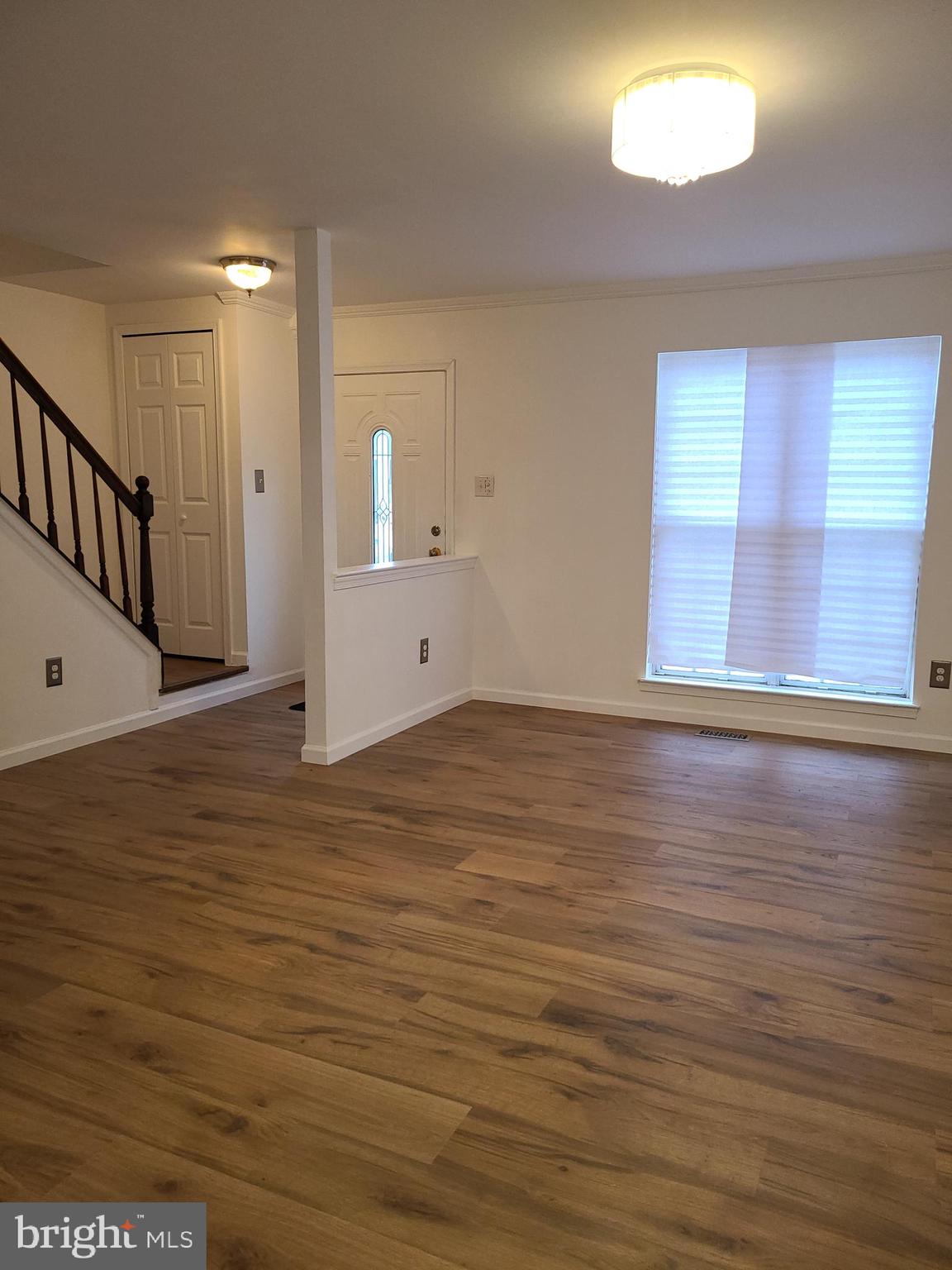 2224 PRINCE OF WALES COURT