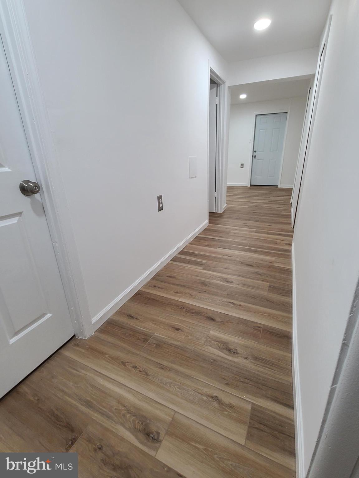 LAKE VILLAGE MANOR - Residential