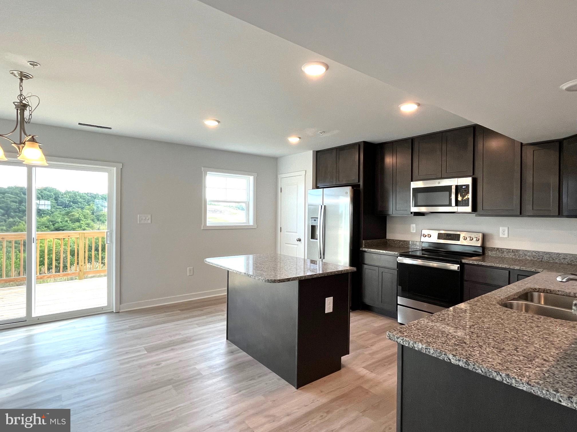 HERITAGE HILLS - Residential