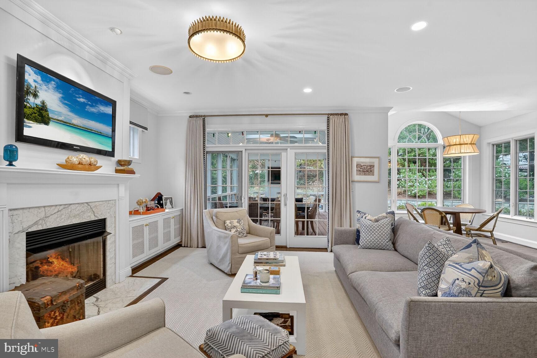 BERKLEY - Residential