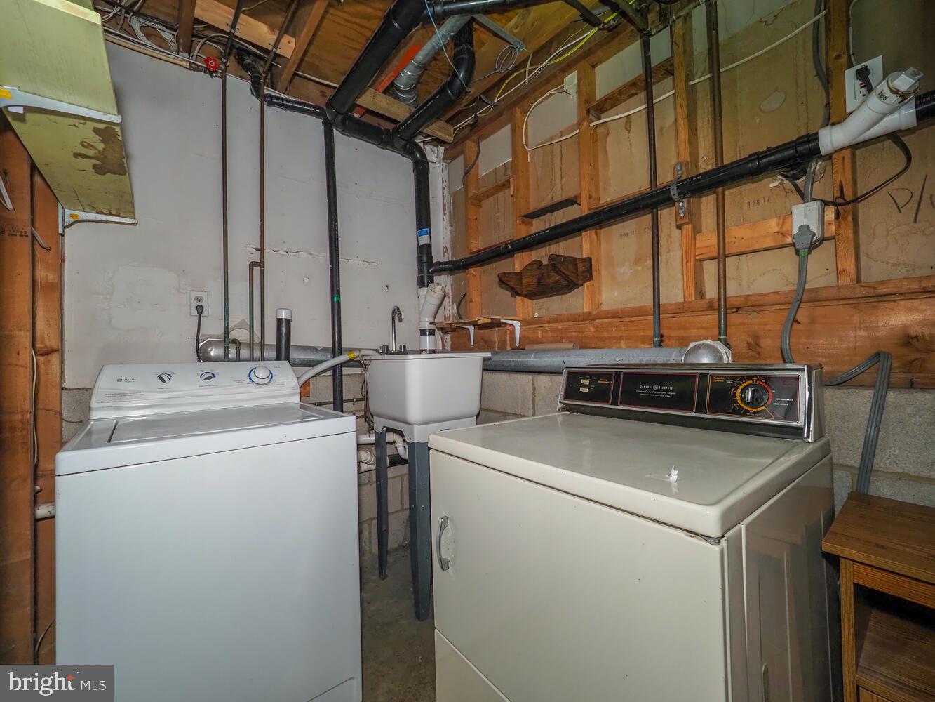 CHELSEA BEACH - Residential