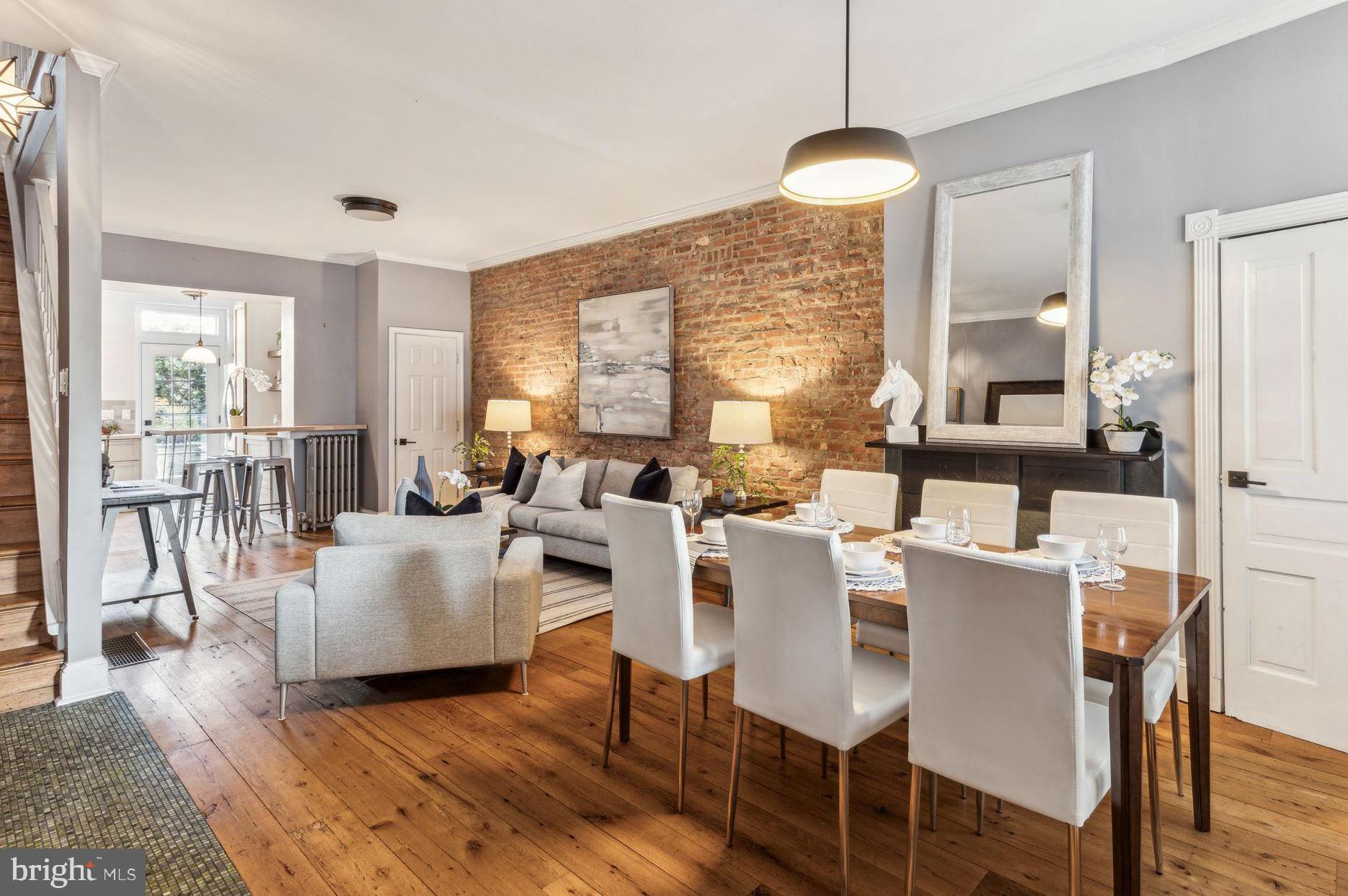 EAST FALLS - Residential