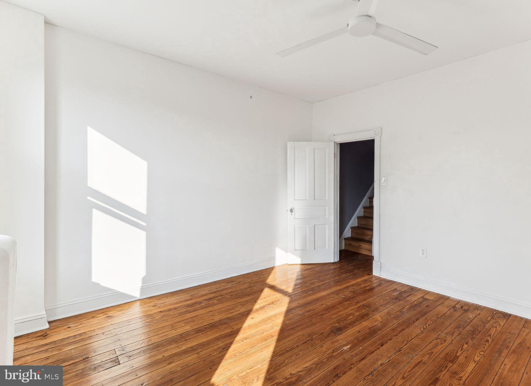 EAST FALLS - Residential