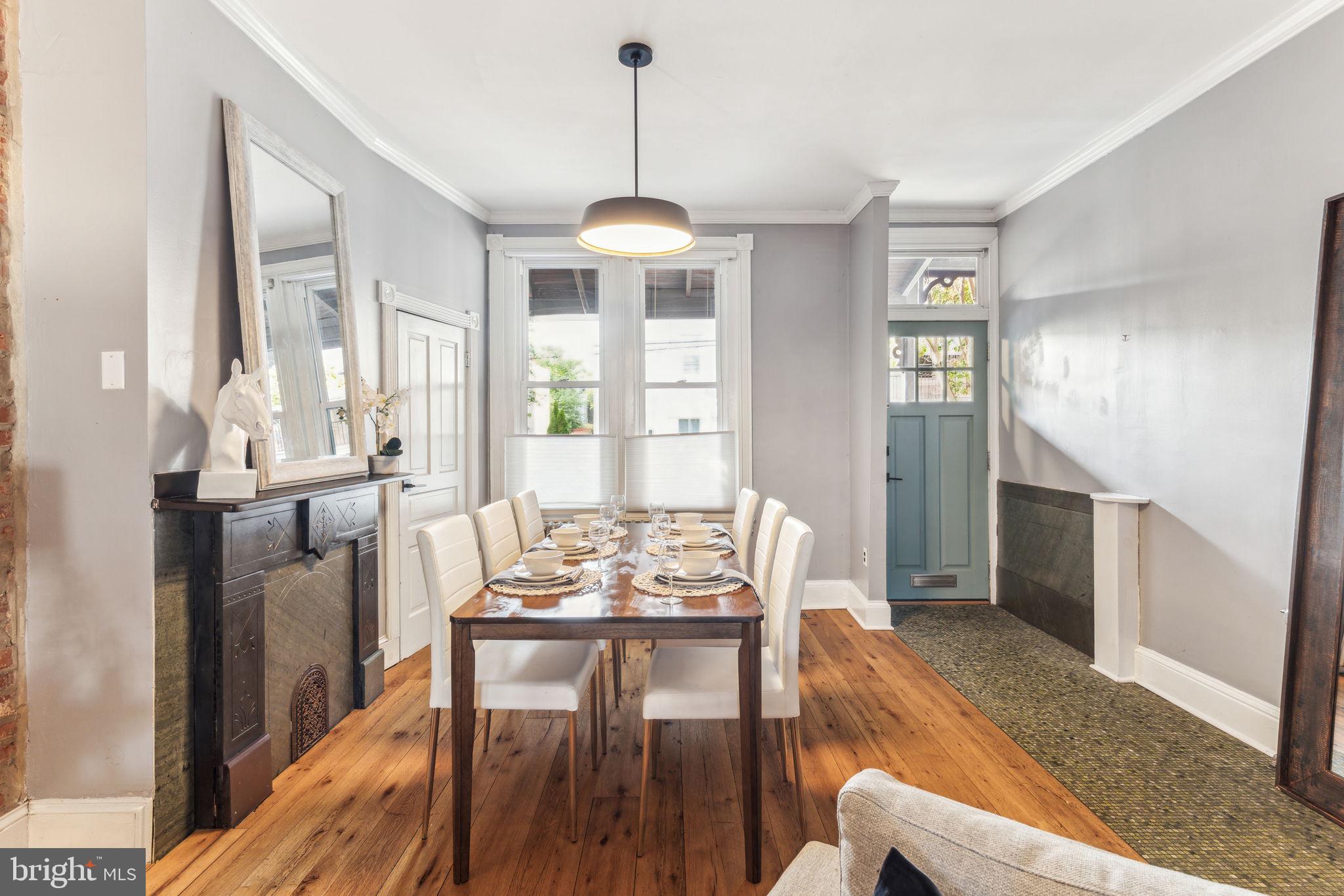 EAST FALLS - Residential