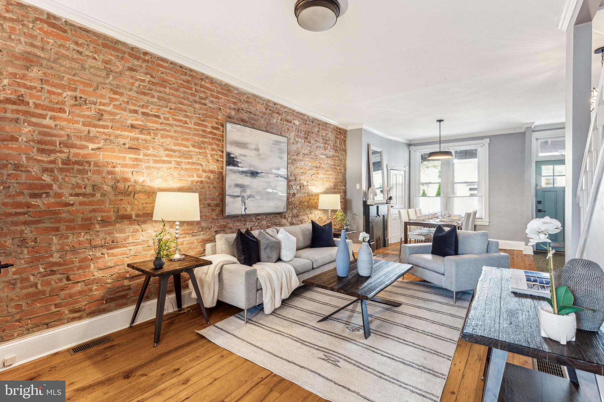 EAST FALLS - Residential